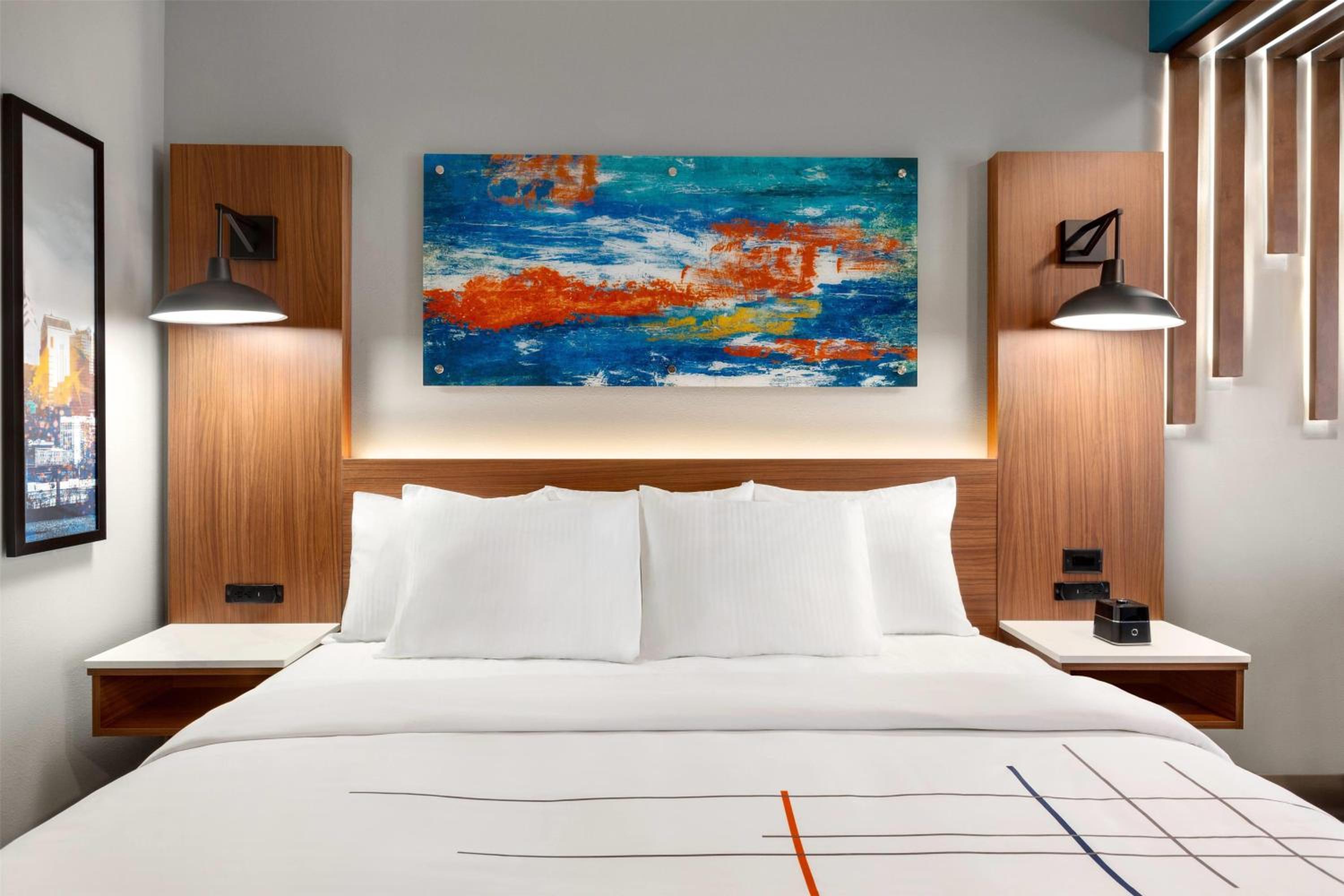 King Studio Suite - Pet Friendly/Non Smoking - Photo 10