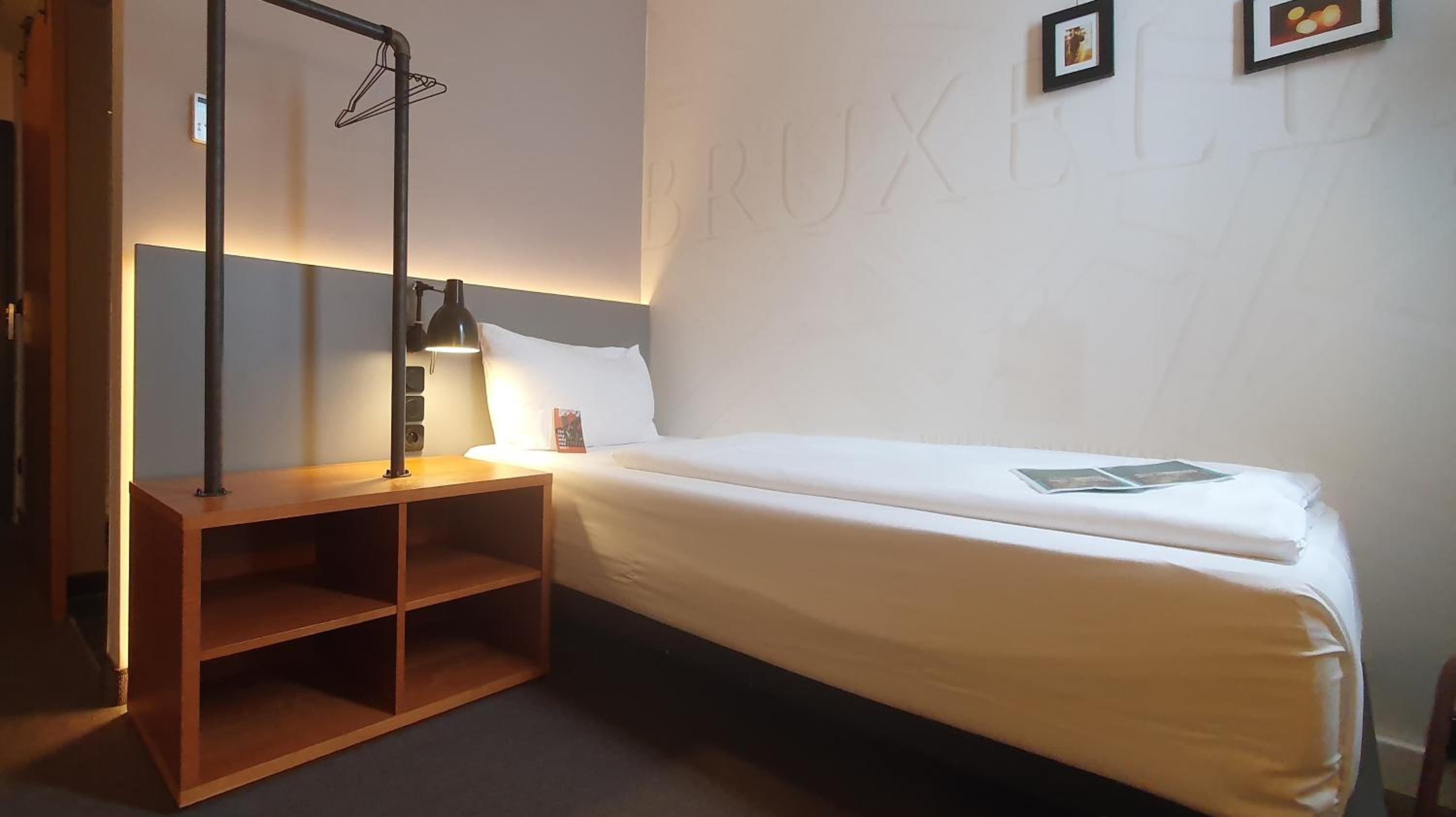 Single Room photo 3