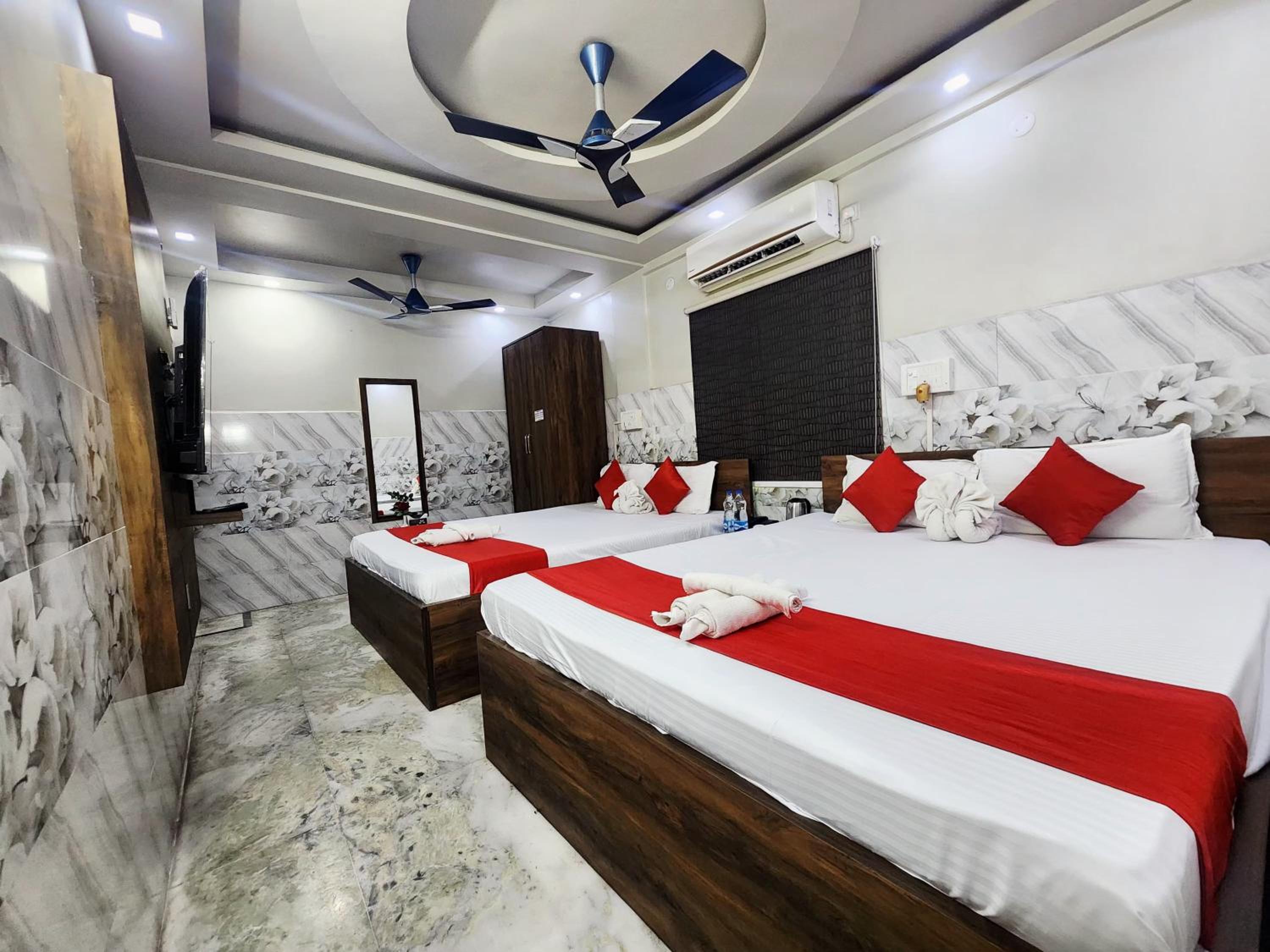 Quadruple Room - Photo 8