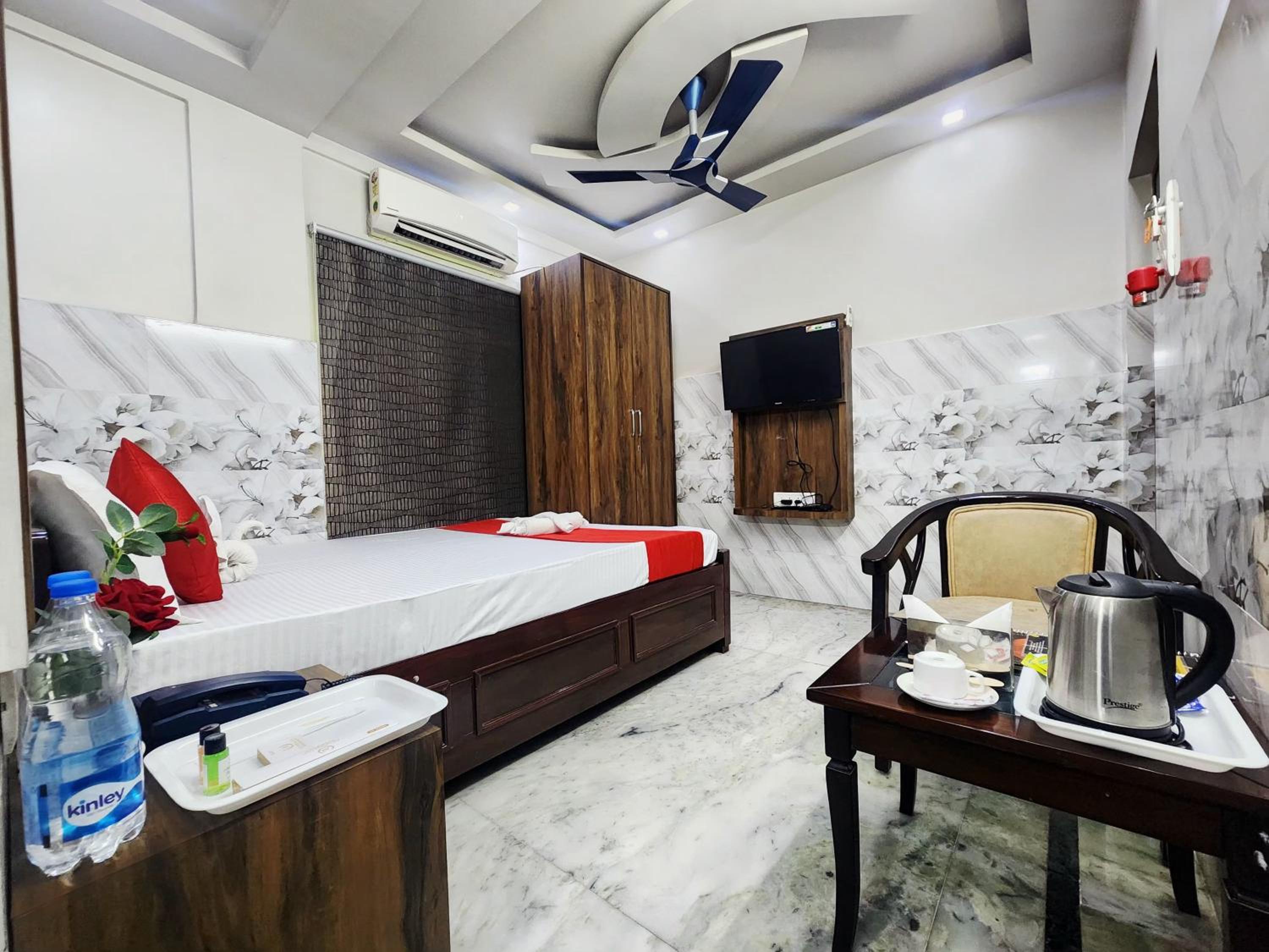 Deluxe Double Room - Photo 7