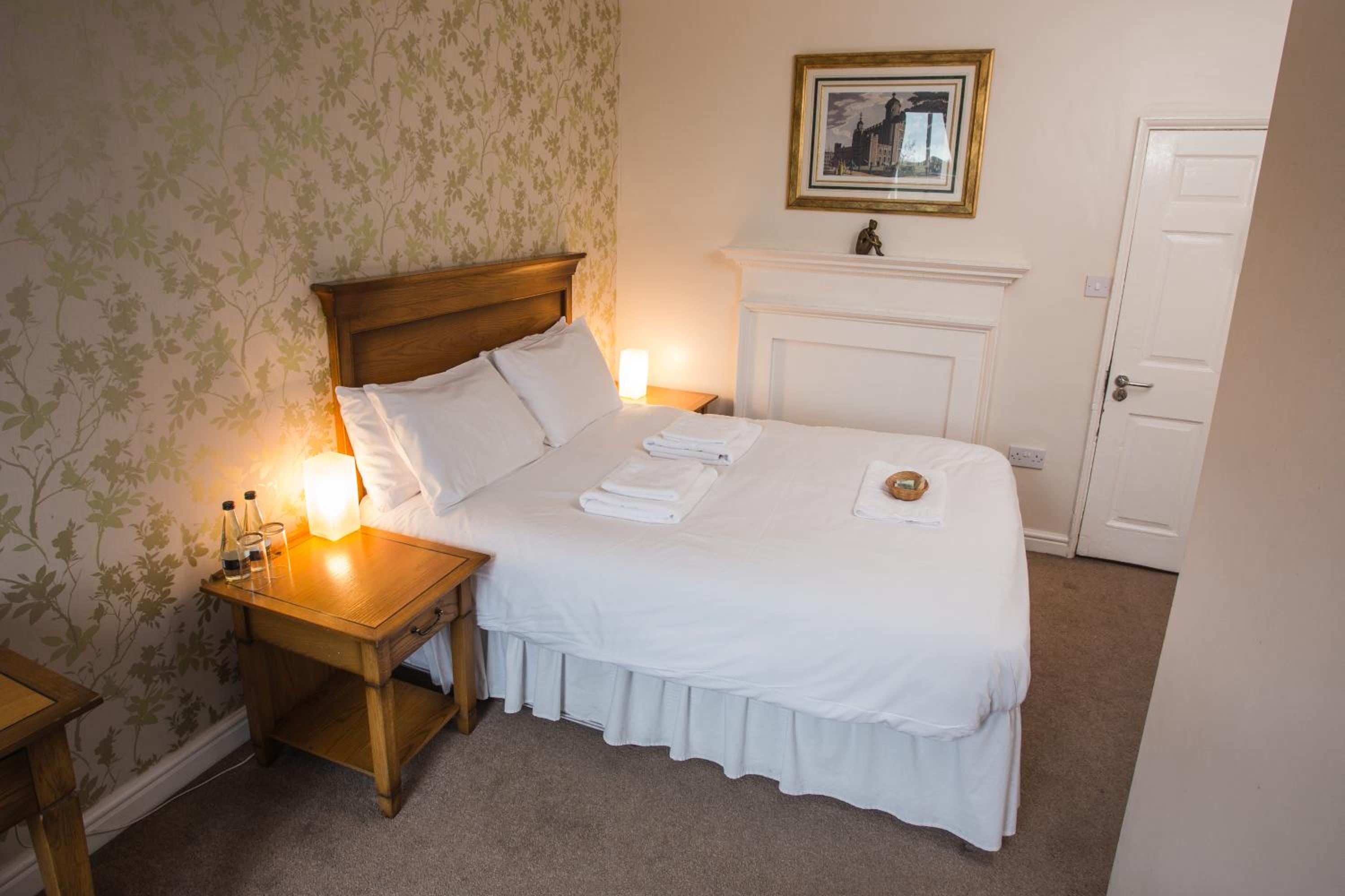 Standard Double Room - Photo 1