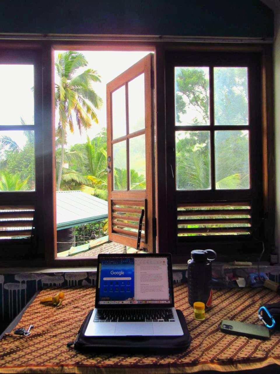 Studio with Balcony photo 2