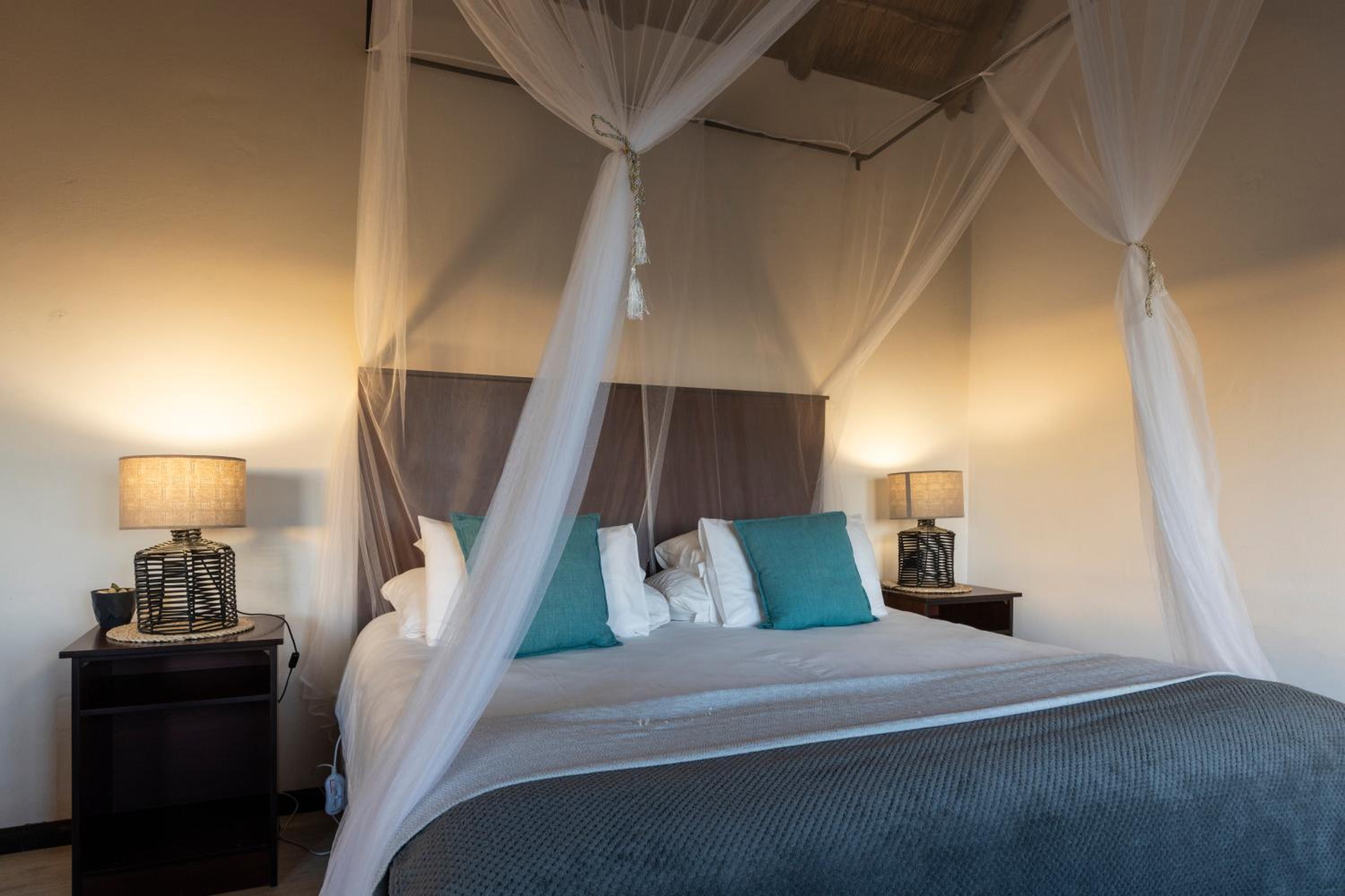 Standard Double Room - Photo 19
