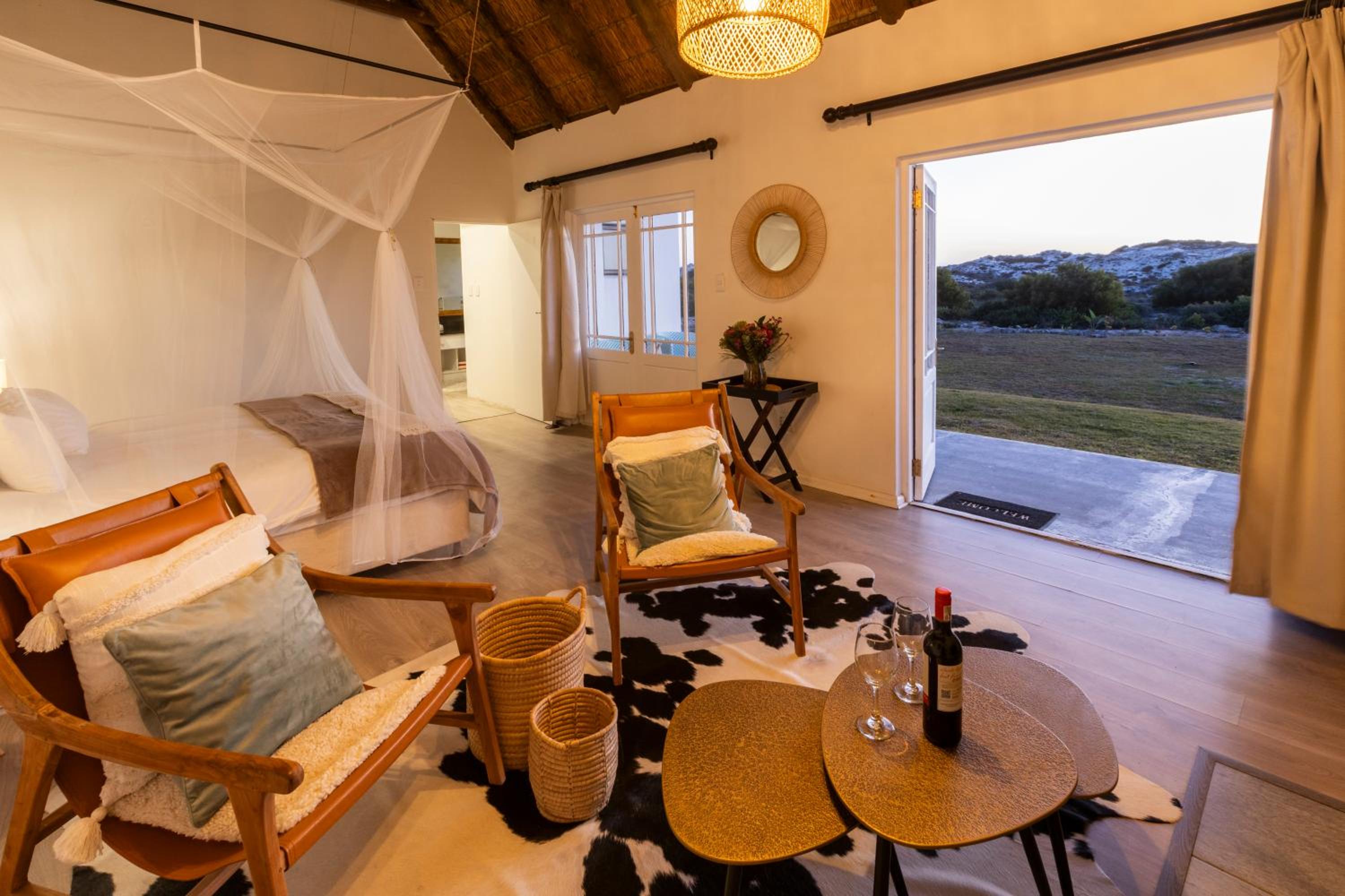 Standard Double Room - Photo 20
