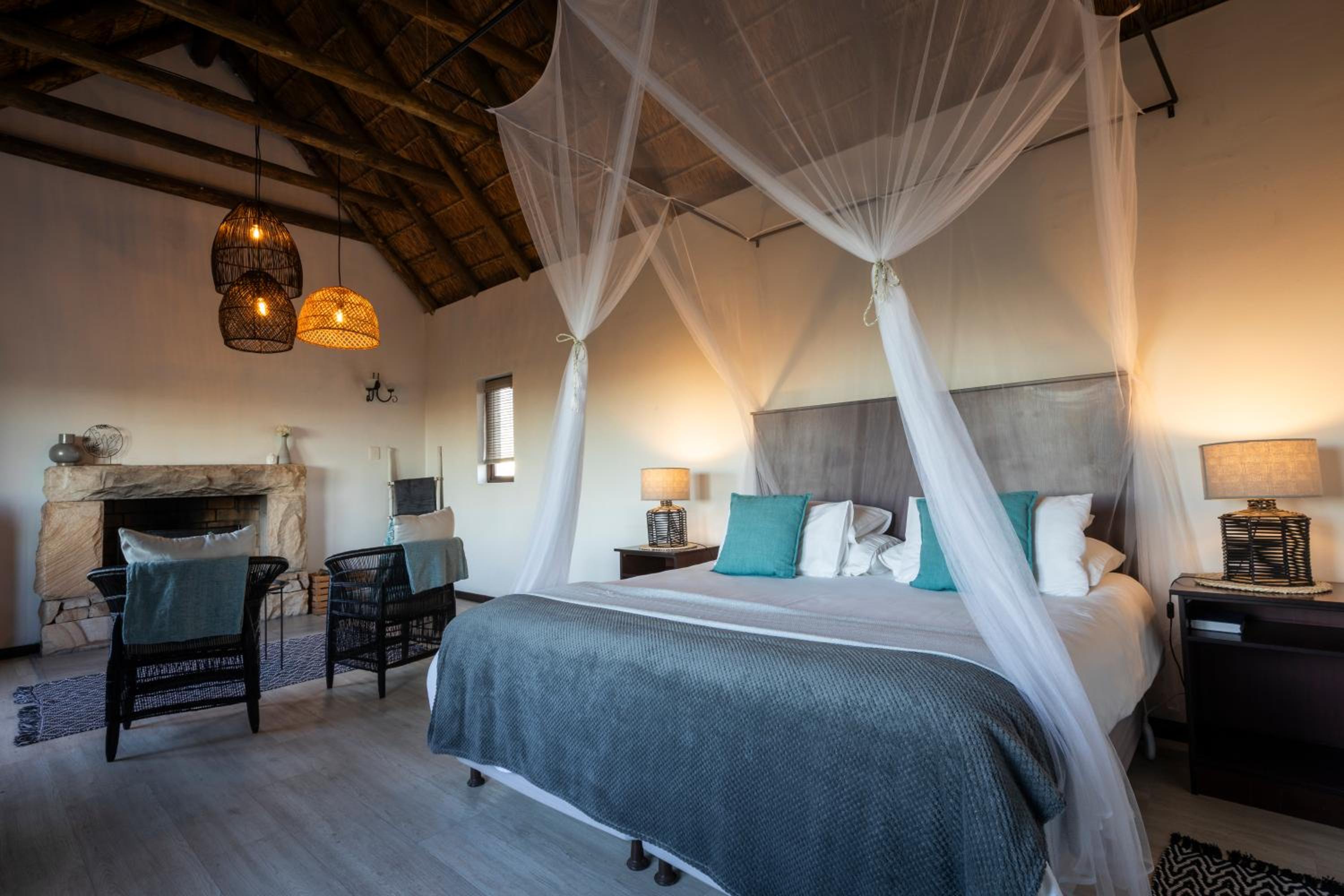 Standard Double Room - Photo 25
