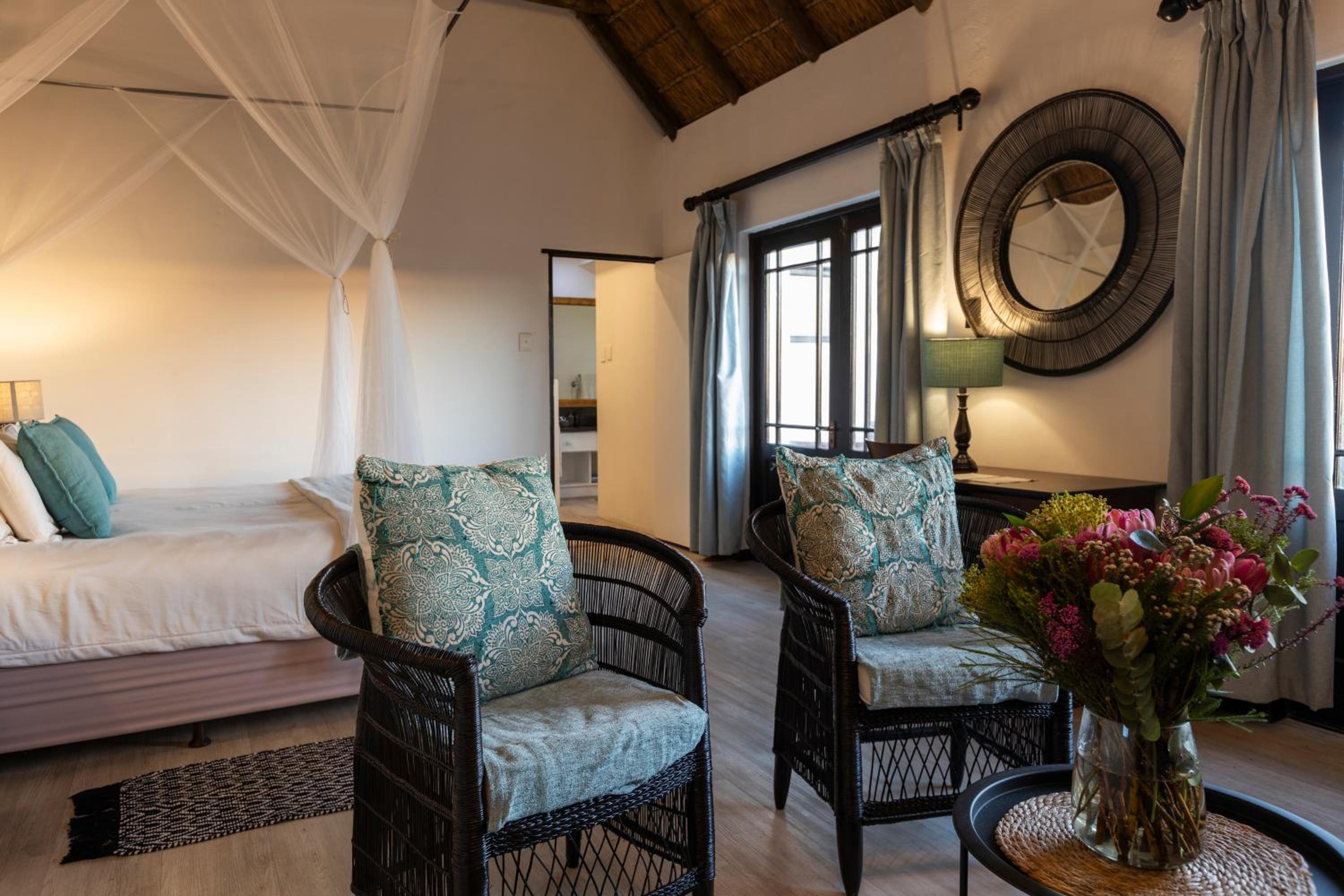 Standard Double Room - Photo 23