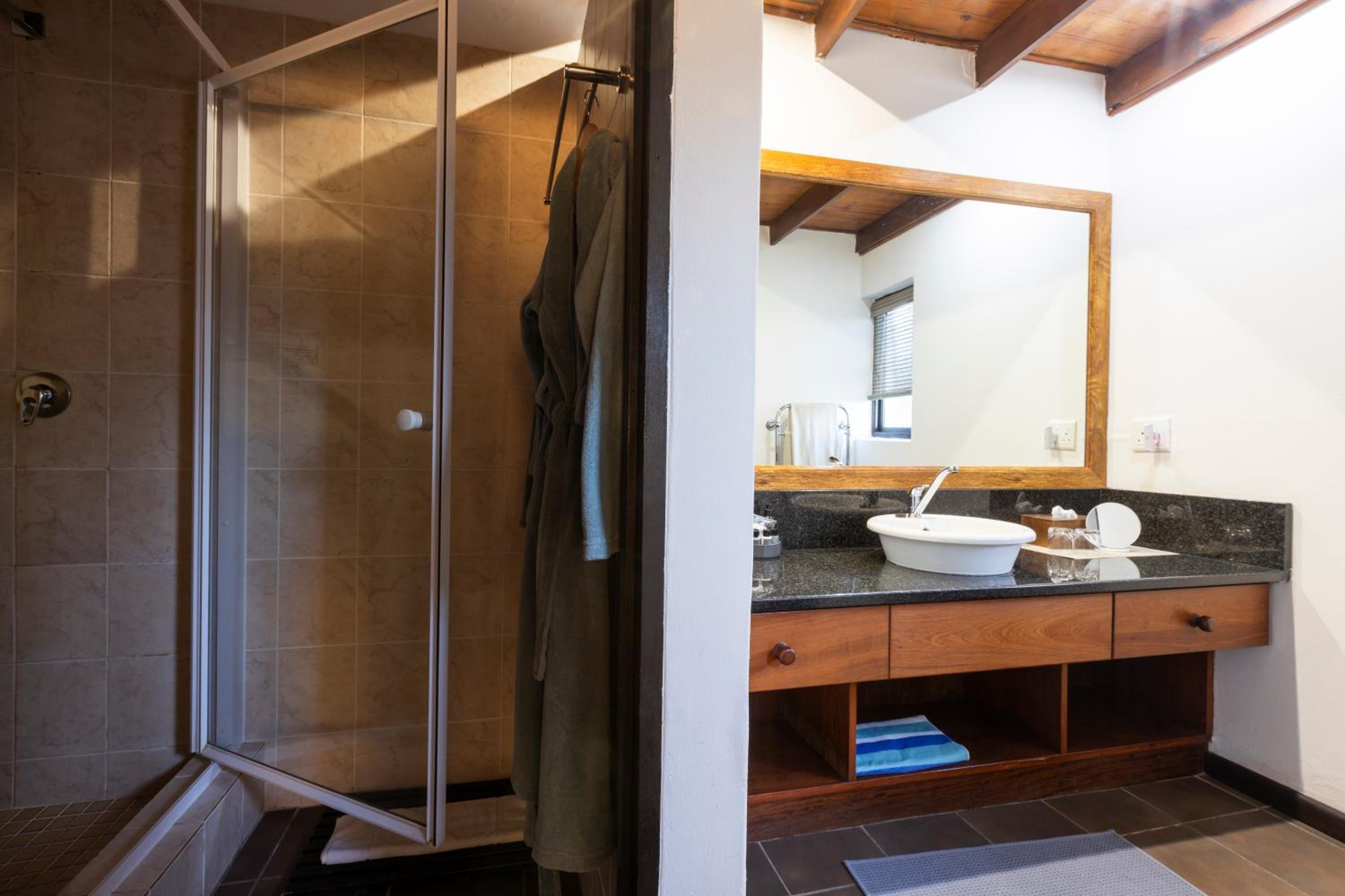 Superior Double Room - Photo 6