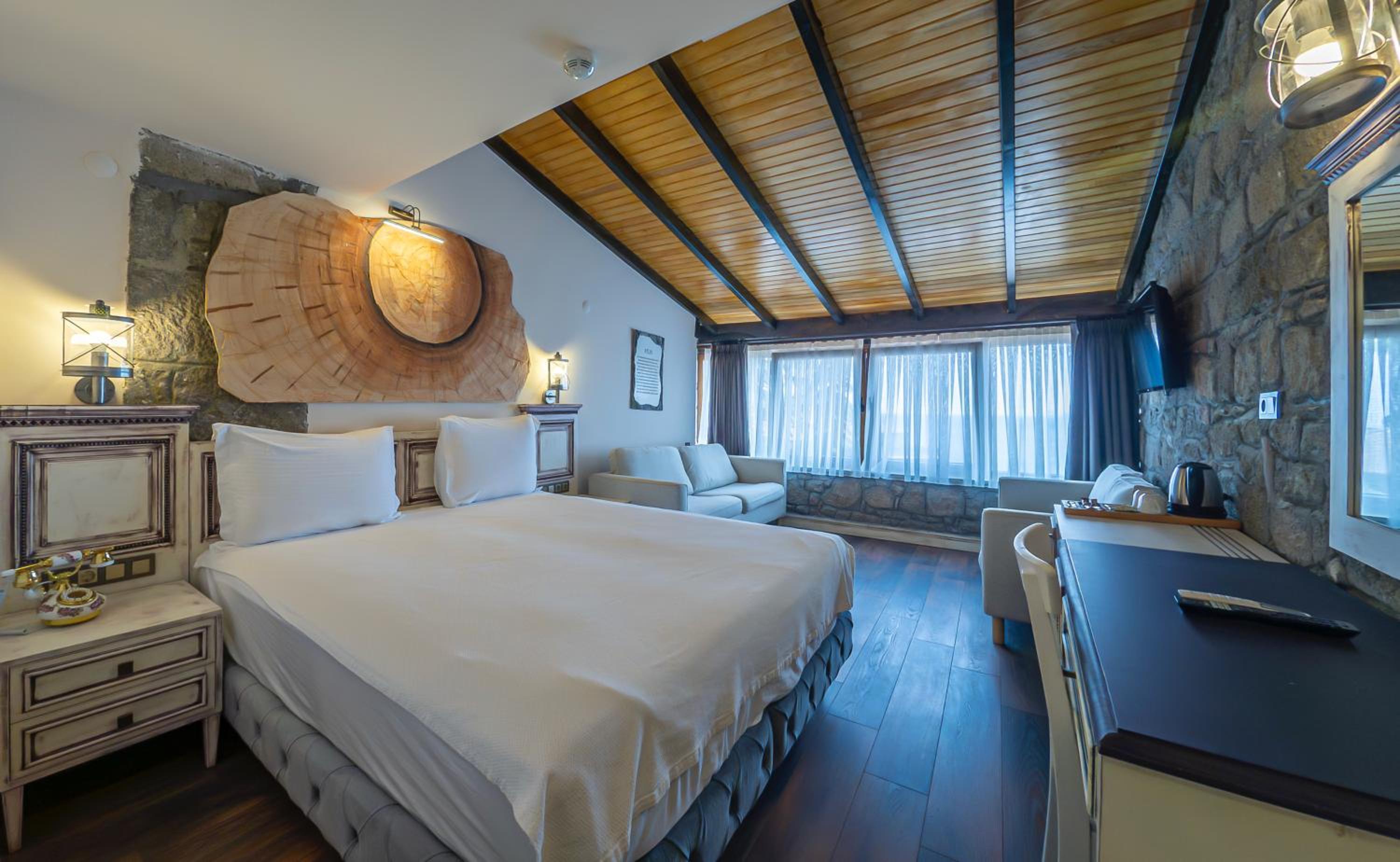 Executive Suite photo 1