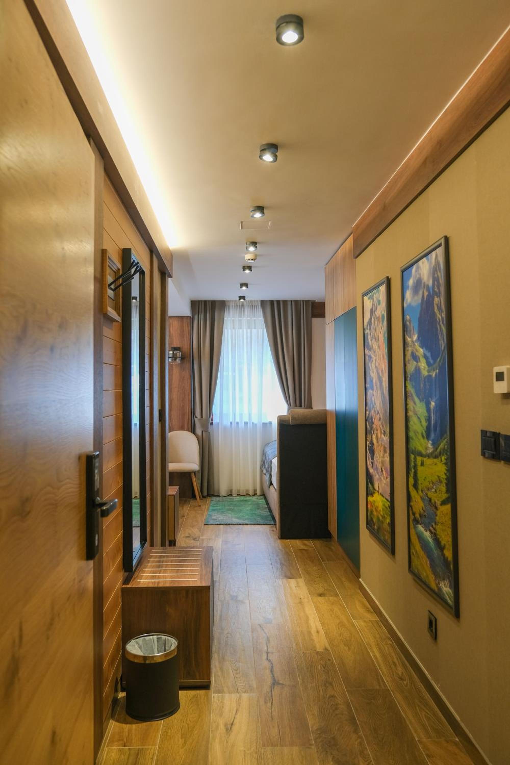 Deluxe Triple Room photo 2