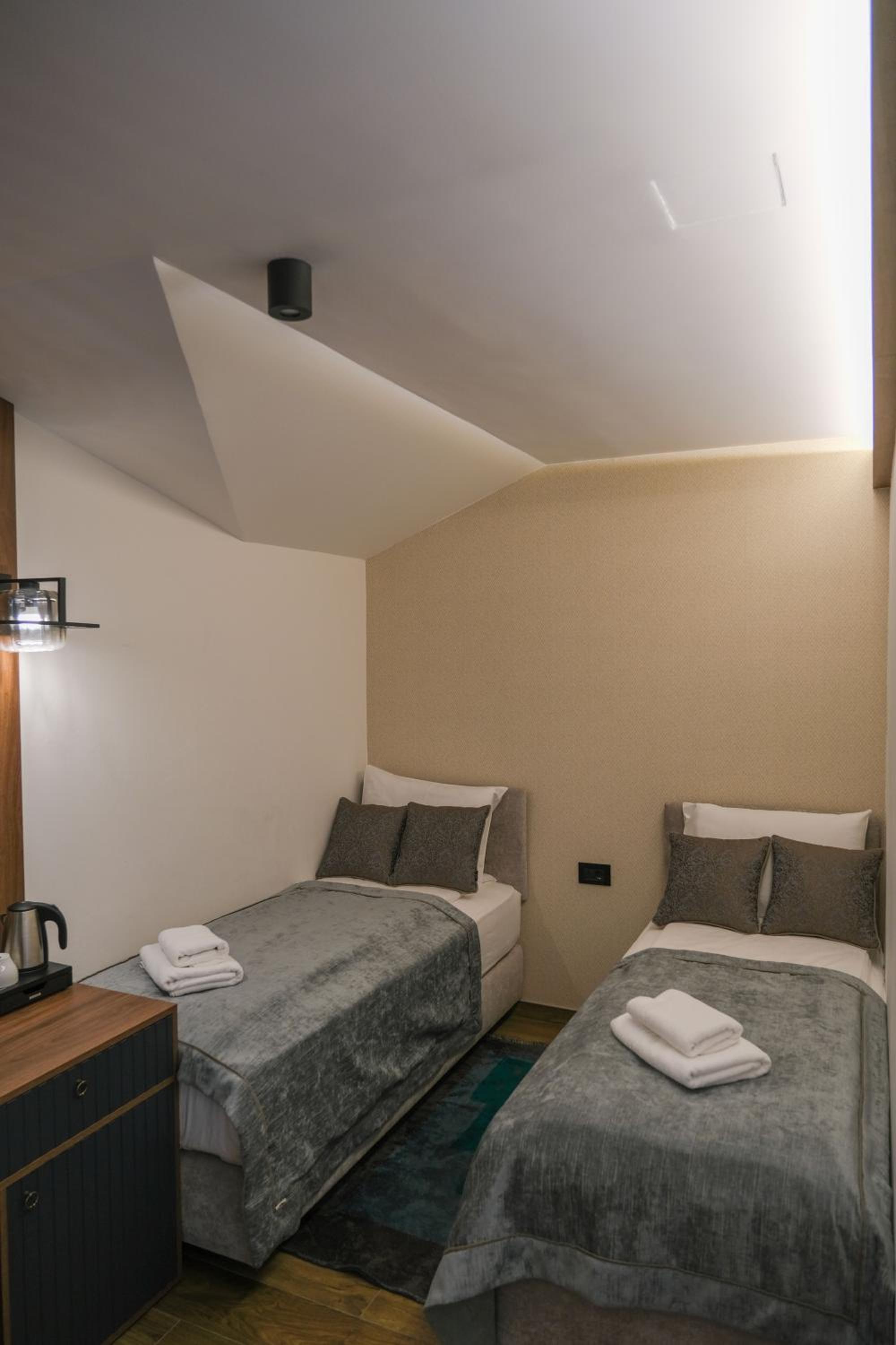 Deluxe Quadruple Room photo 3