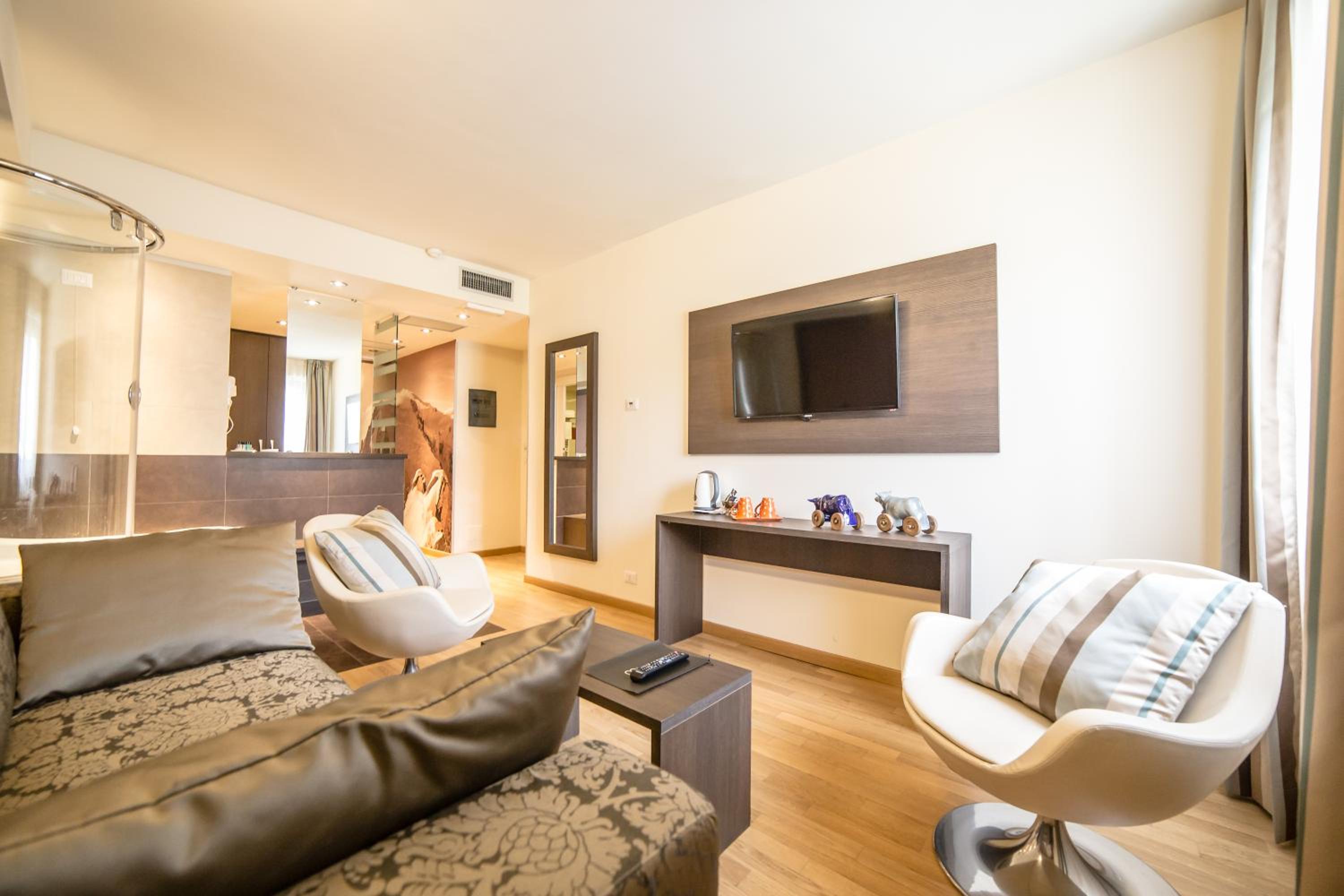 Suite photo 2