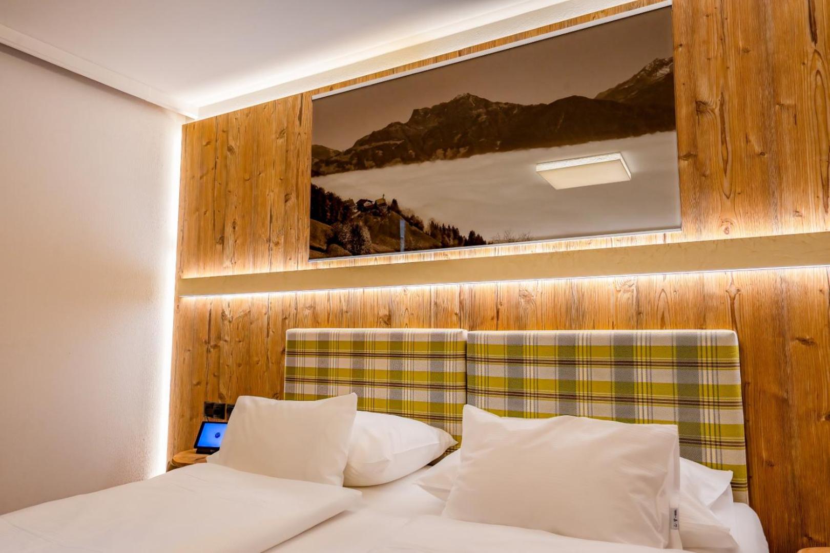Double Room with Mountain View