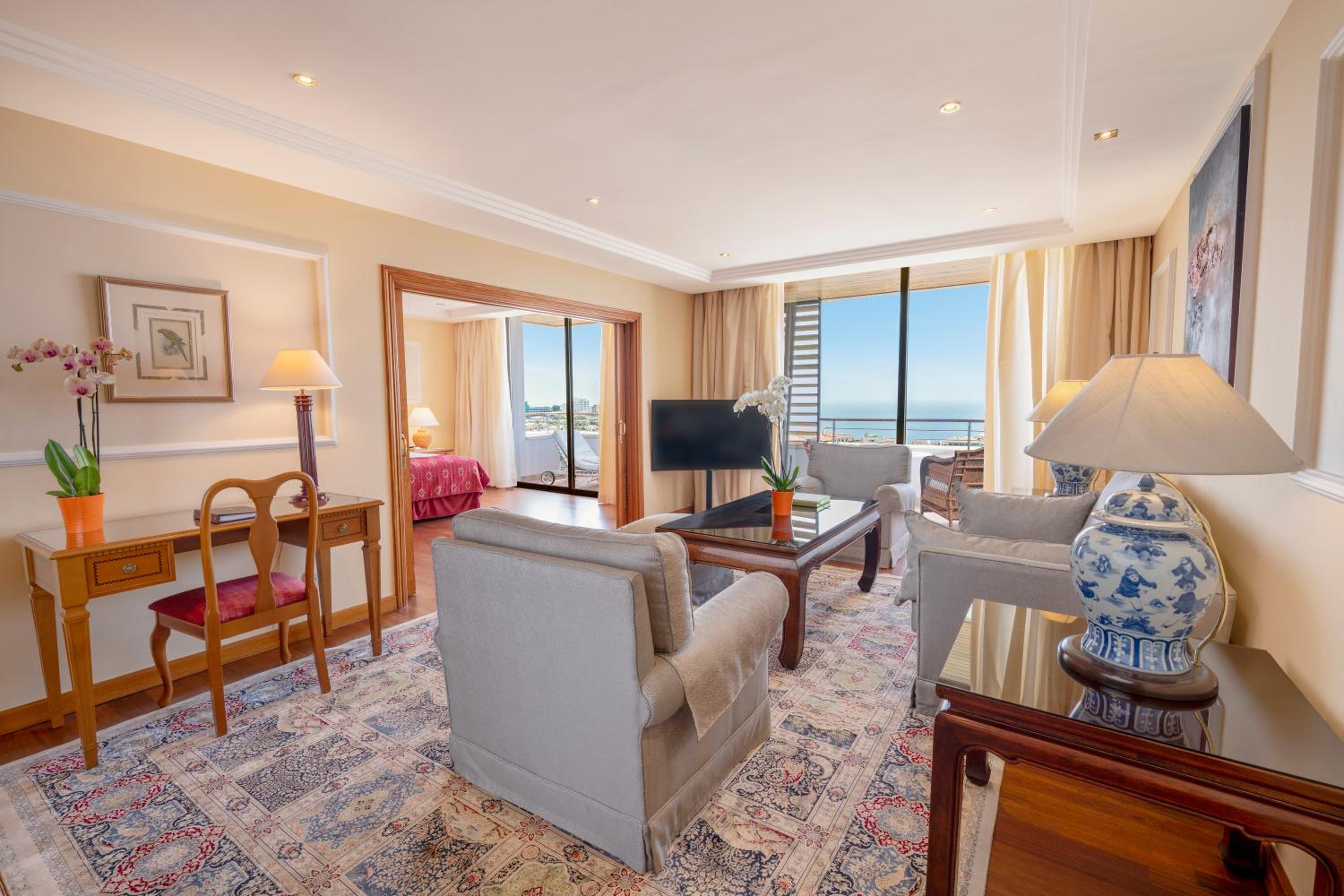 Senator Suite Ocean View (1+1) thumbnail 5
