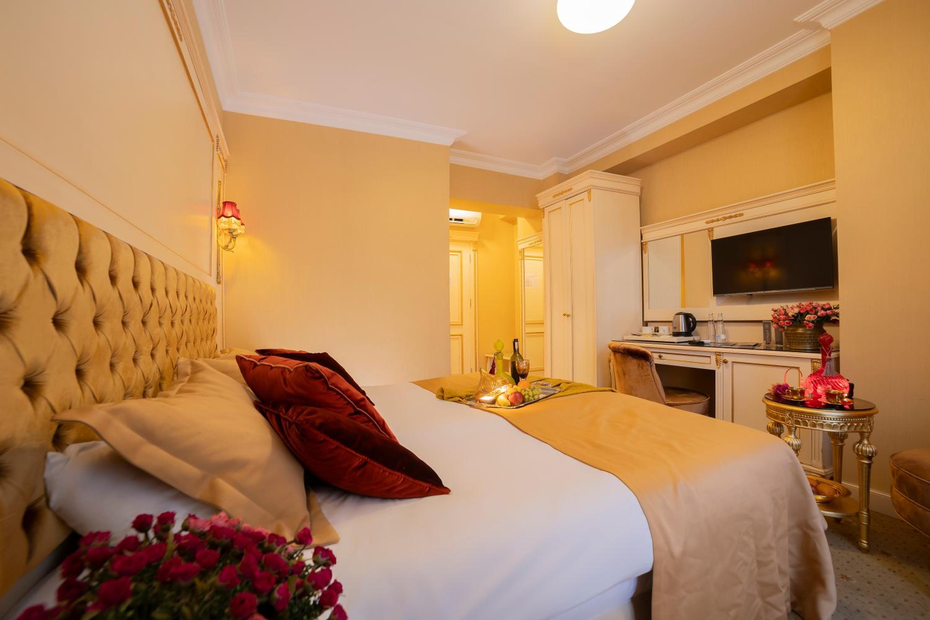 Double Room with Garden View photo 2