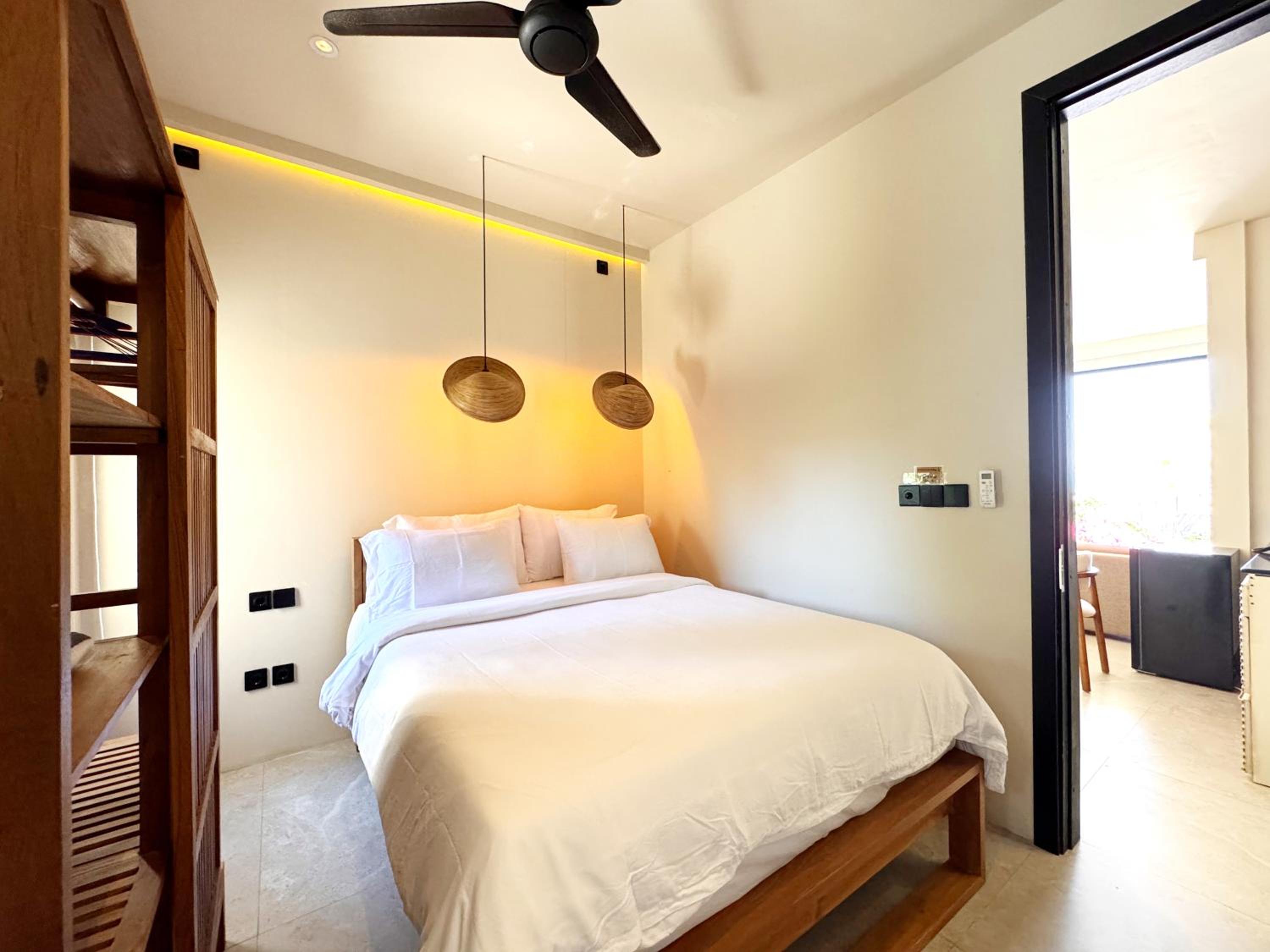 Villa with Sea View - Photo 1