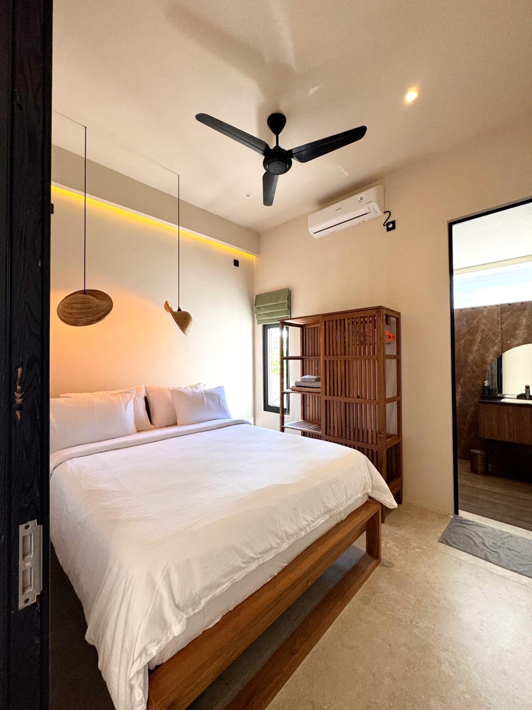 Villa with Sea View - Photo 2