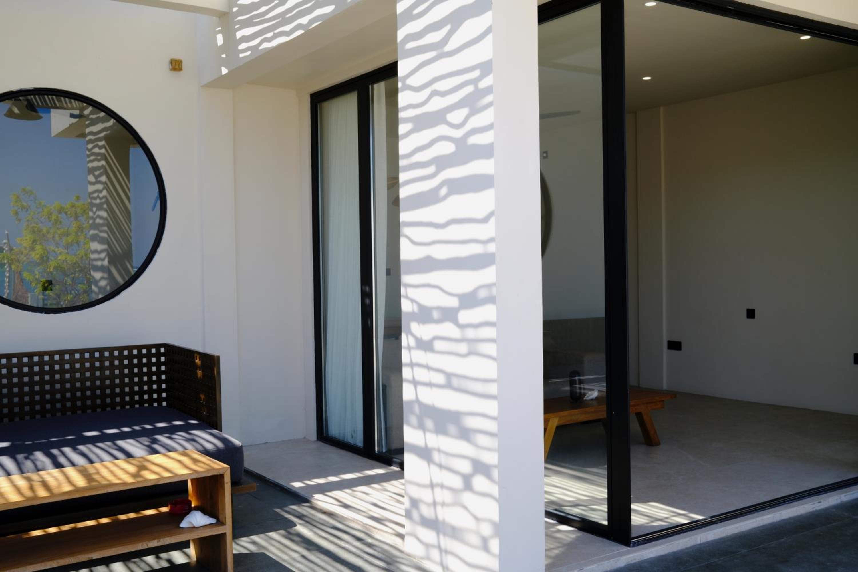 Villa with Sea View - Photo 9