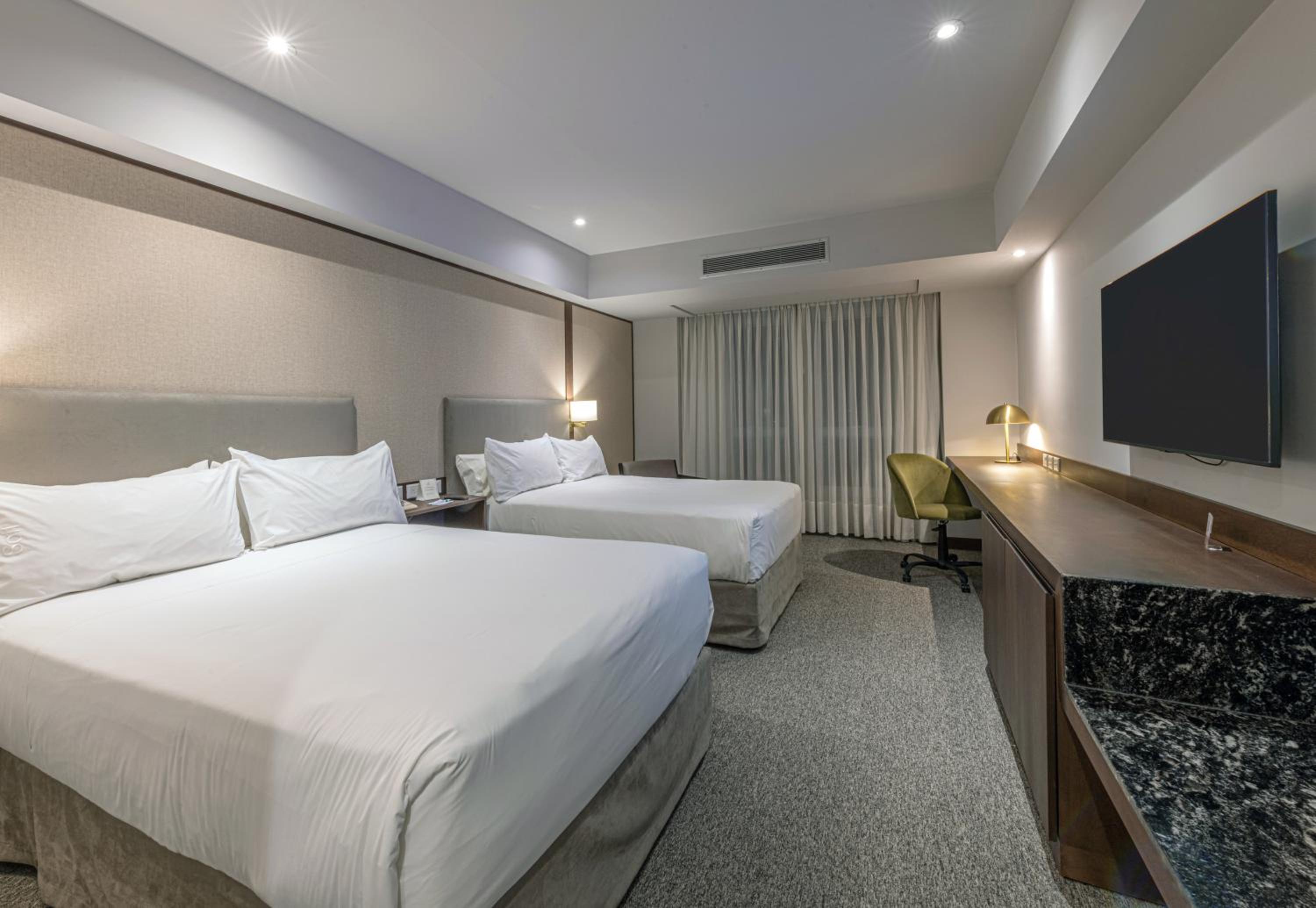 Premium Twin Room