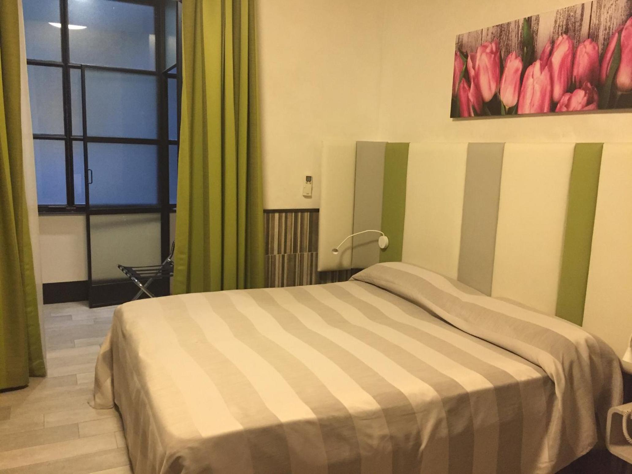 Standard Quadruple Room photo 2