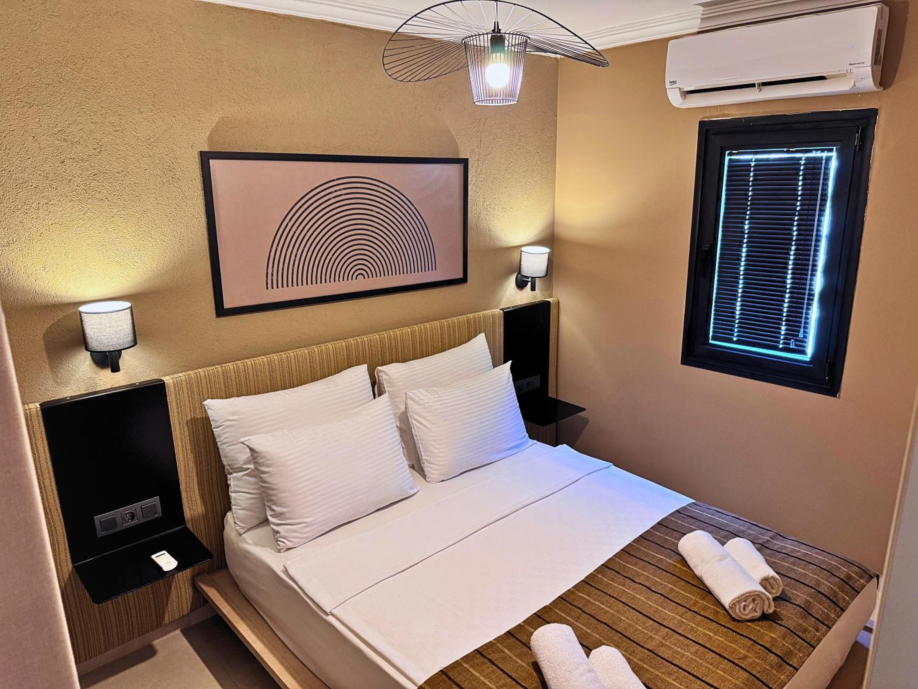 Suite with Terrace - Photo 4
