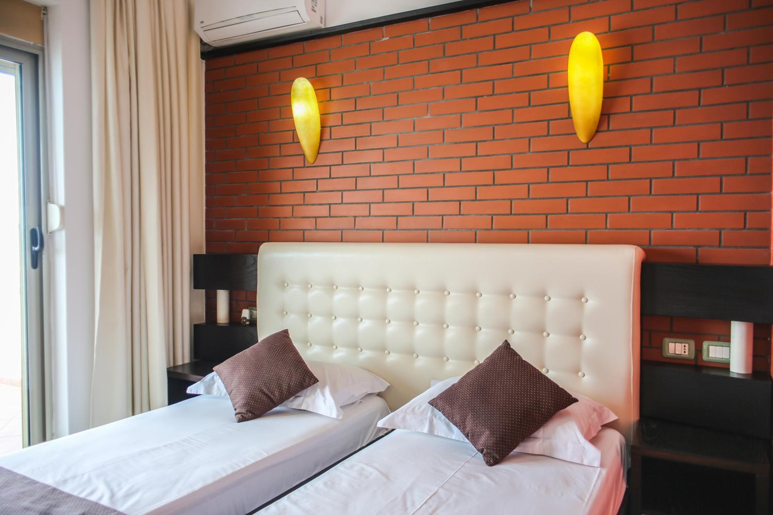 Superior Twin Room with Balcony and Sea View