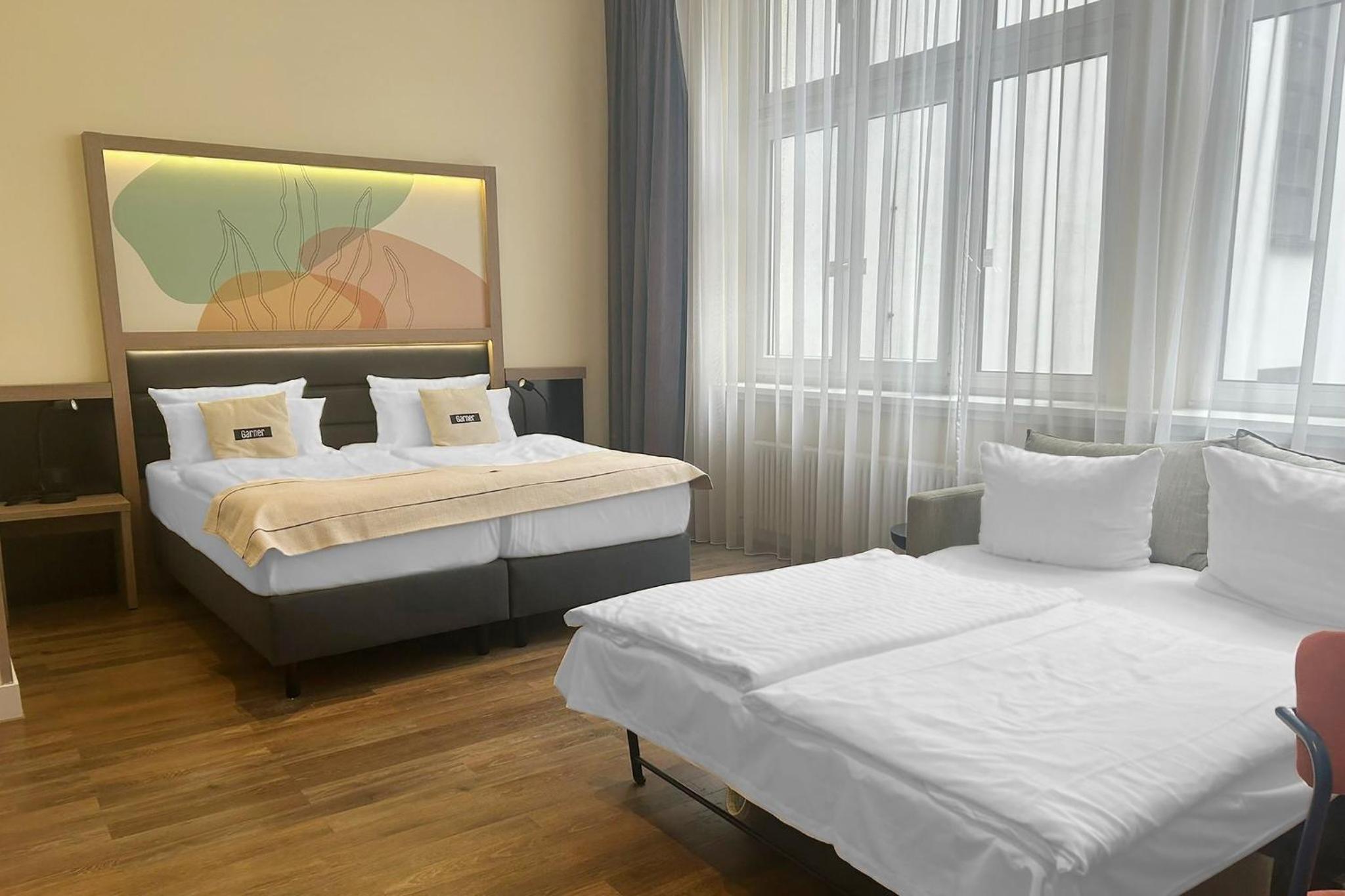 Standard Family Twin Room with Sofa Bed photo 1