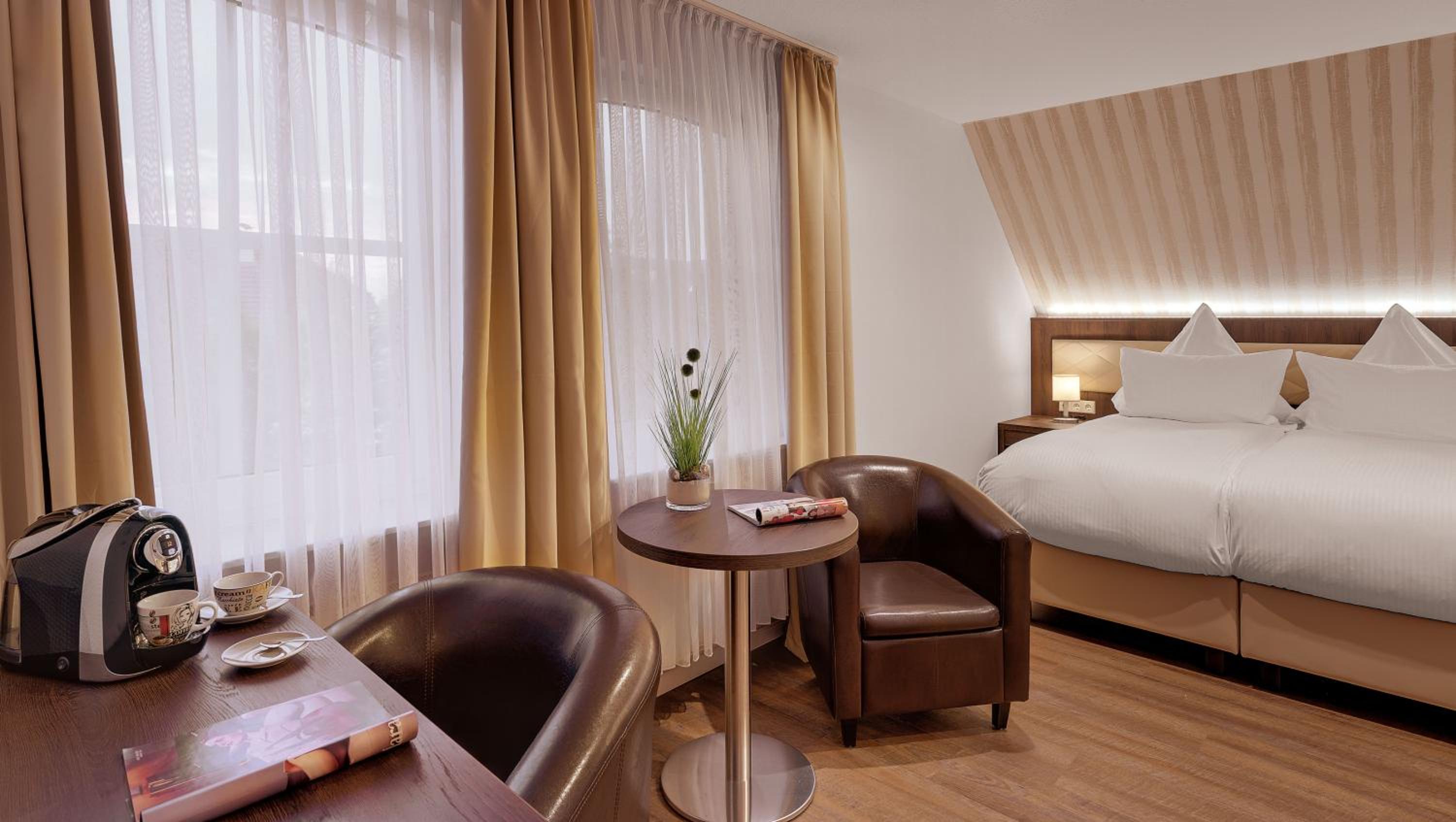 Premium Double Room photo 3