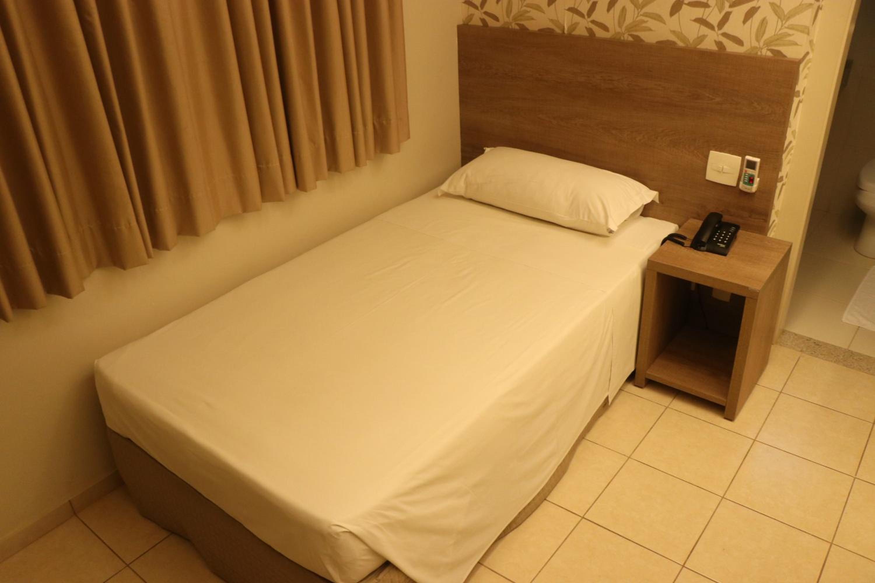 Economy Single Room