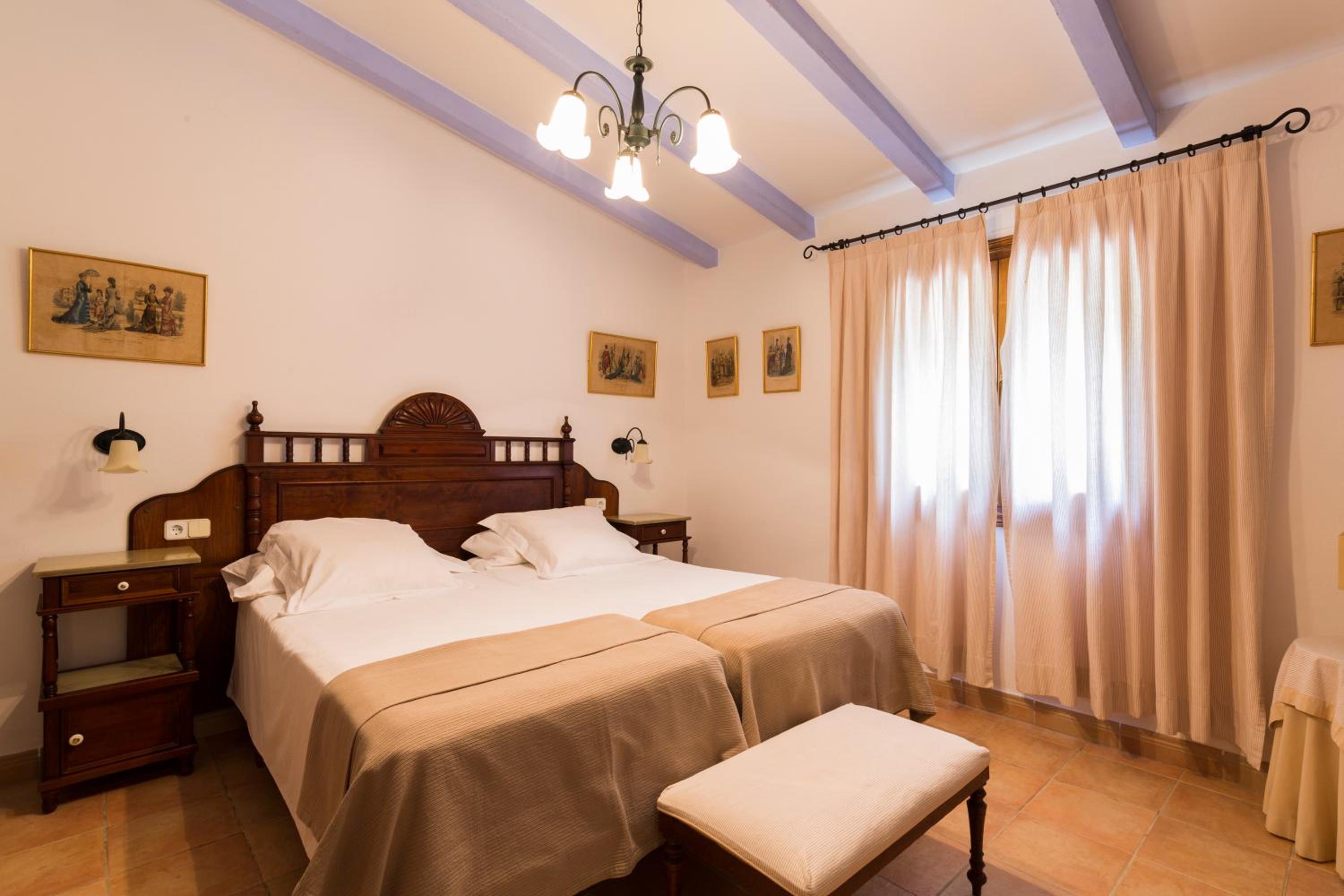 Apartamento de una habitación con balcón