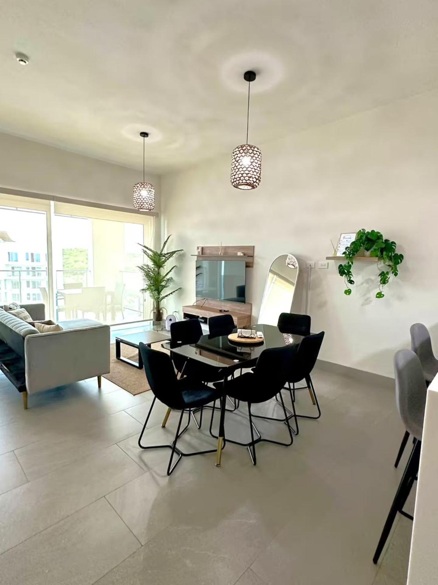 Two-Bedroom Deluxe Apartment photo 3