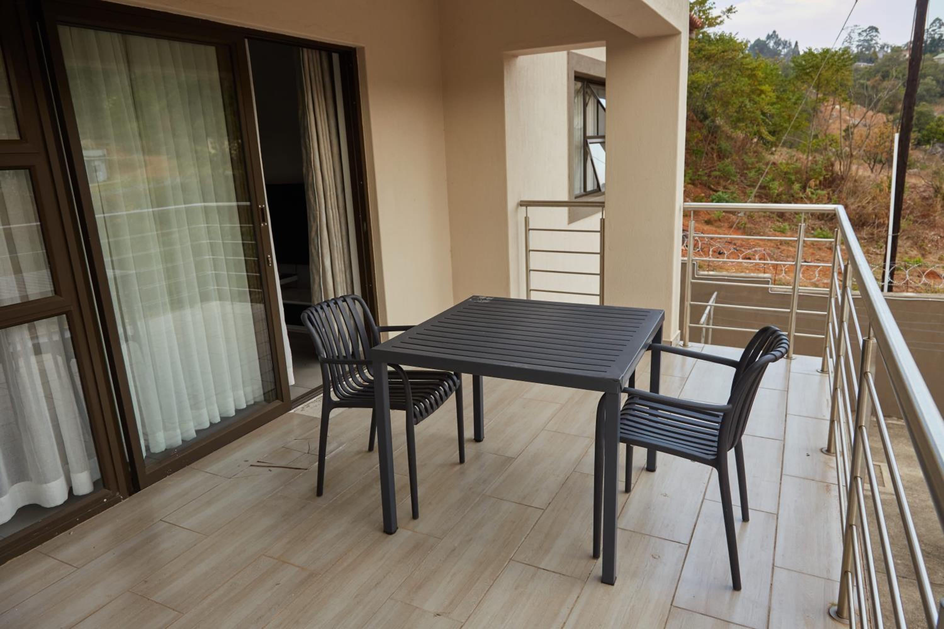 Apartment with Balcony photo 1