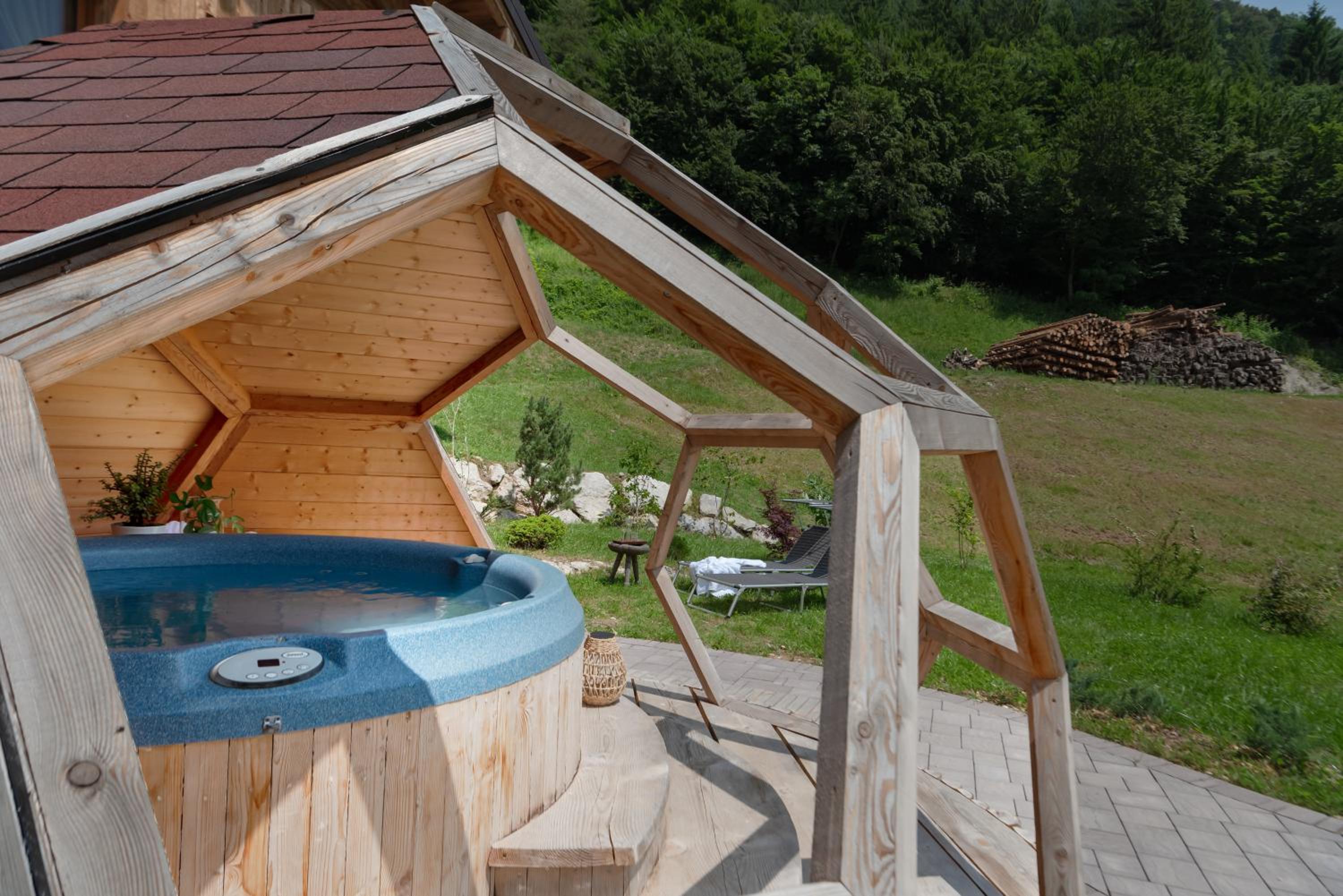 Deluxe Double Room with Bath photo 1