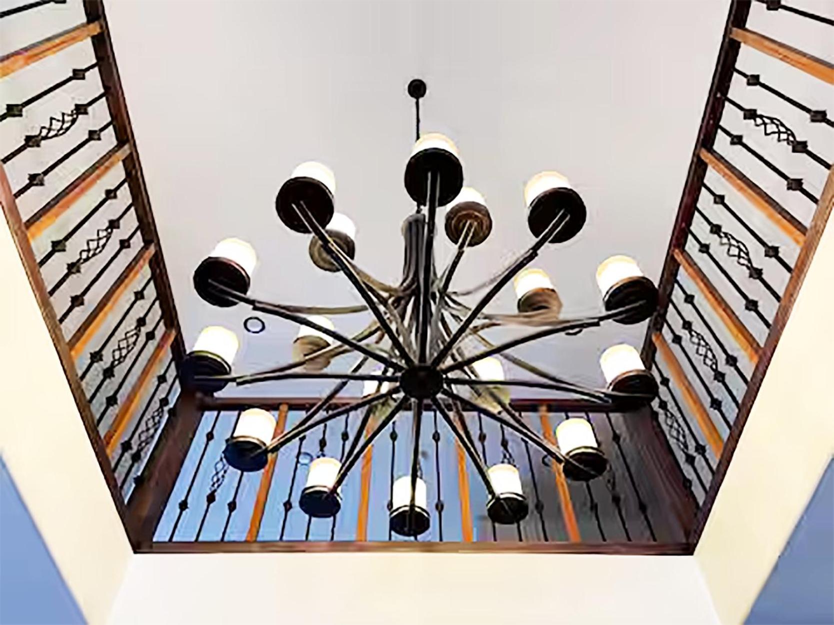 Villa photo 2