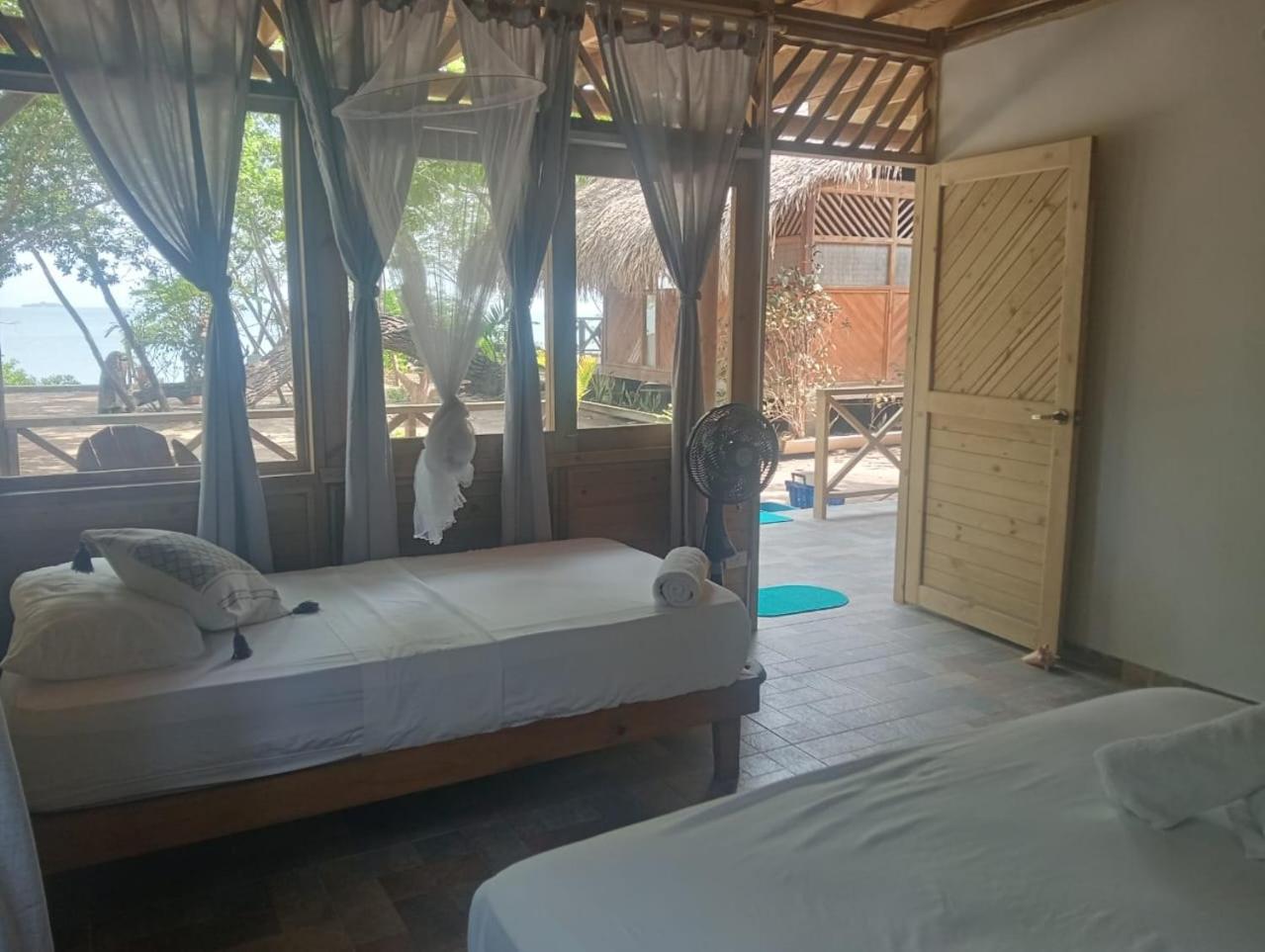 Triple Room with Sea View