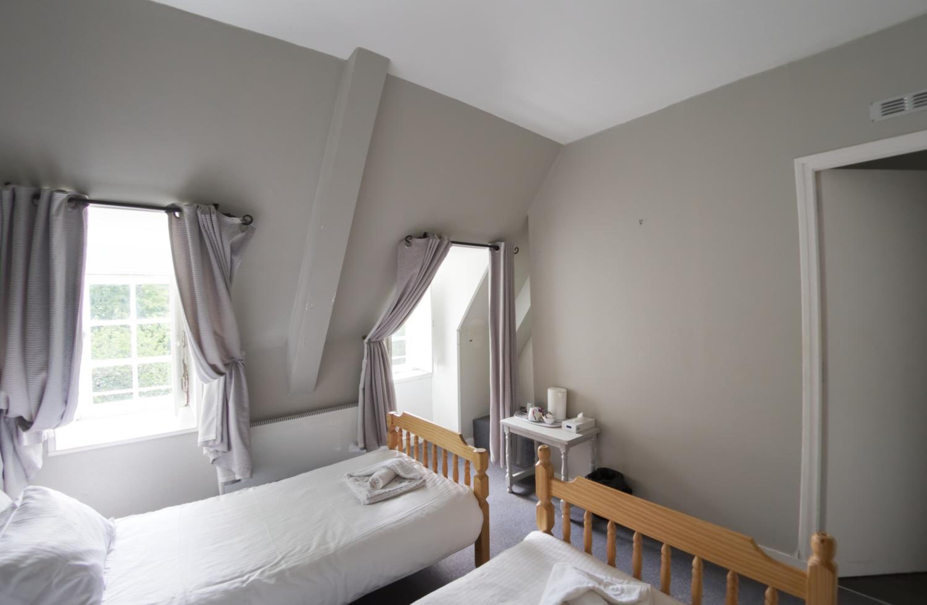 Standard Twin Room photo 3