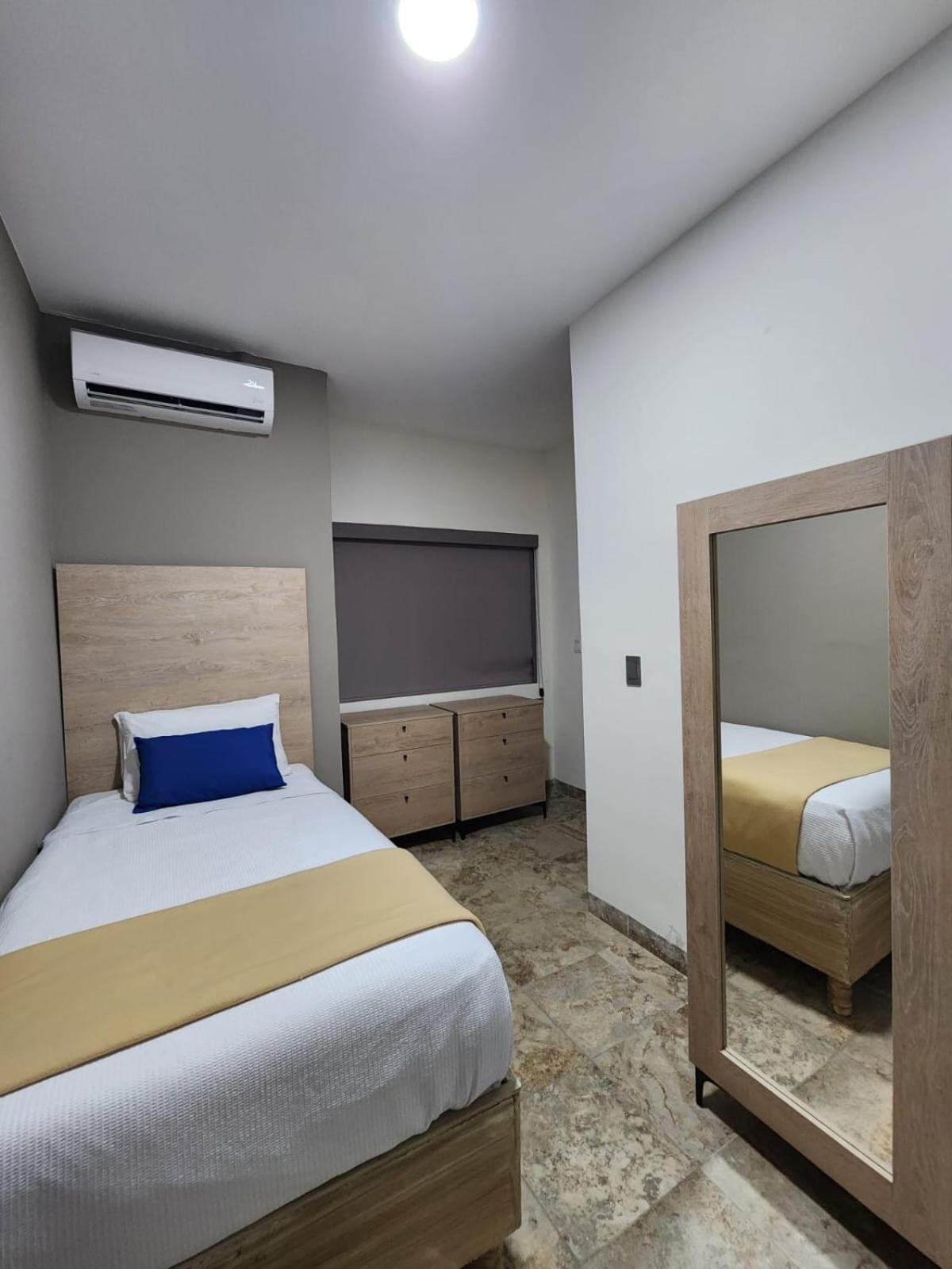 Single Room photo 3