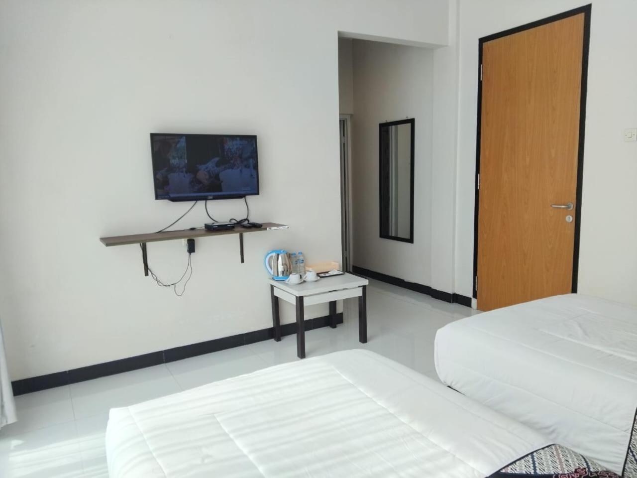 Superior Twin Room - Photo 2