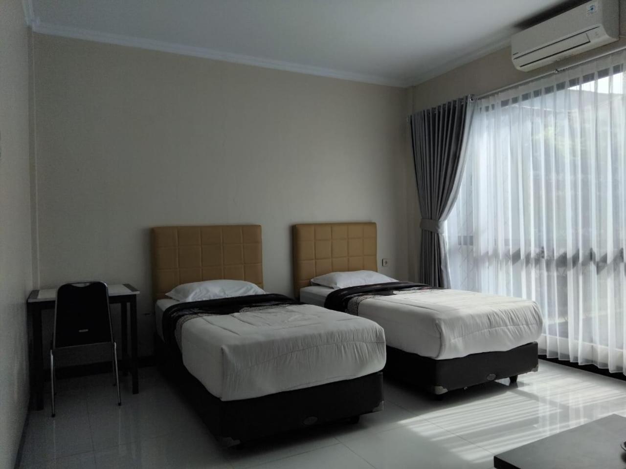 Superior Twin Room - Photo 3