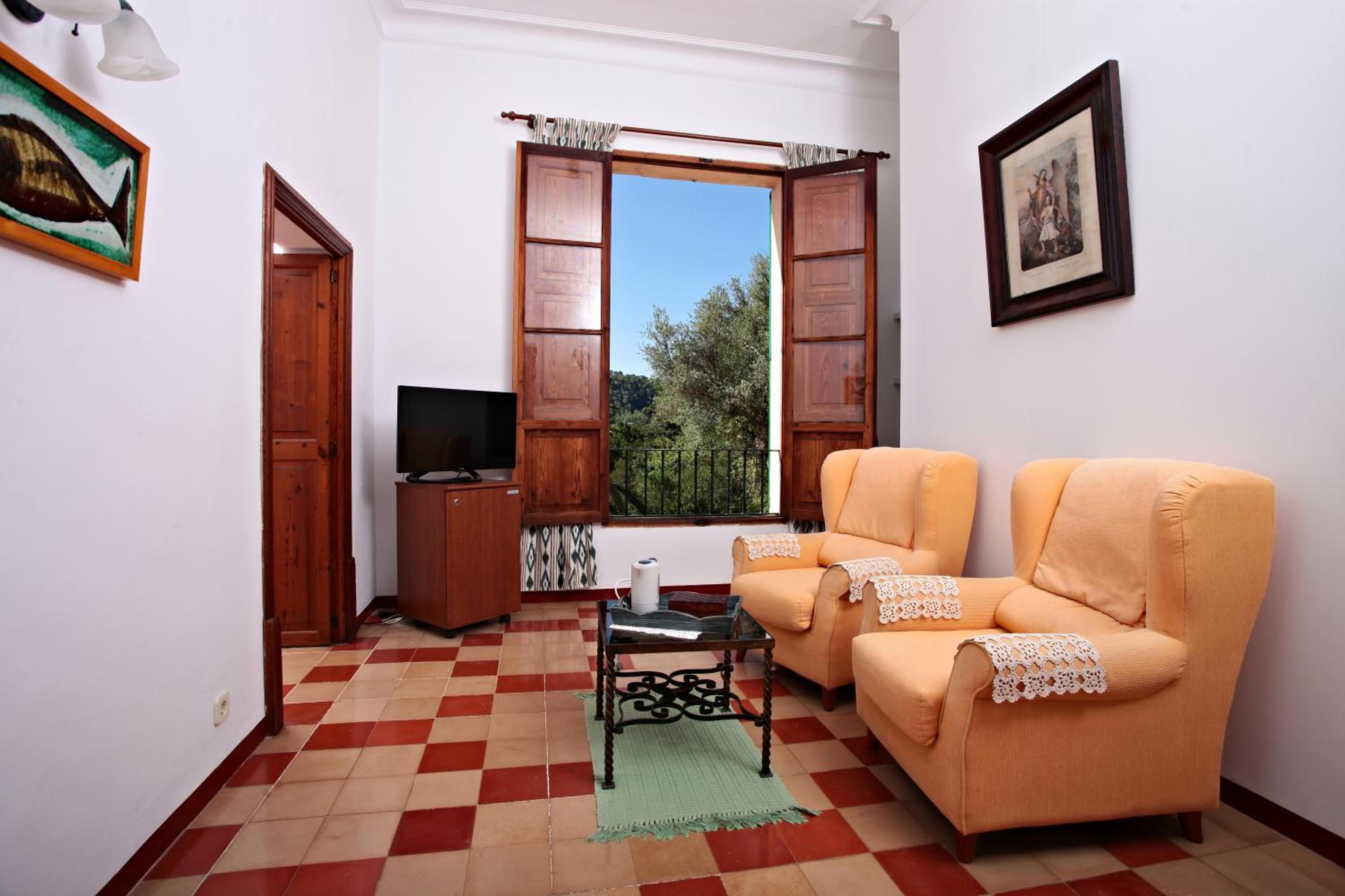 Superior Twin Room photo 3