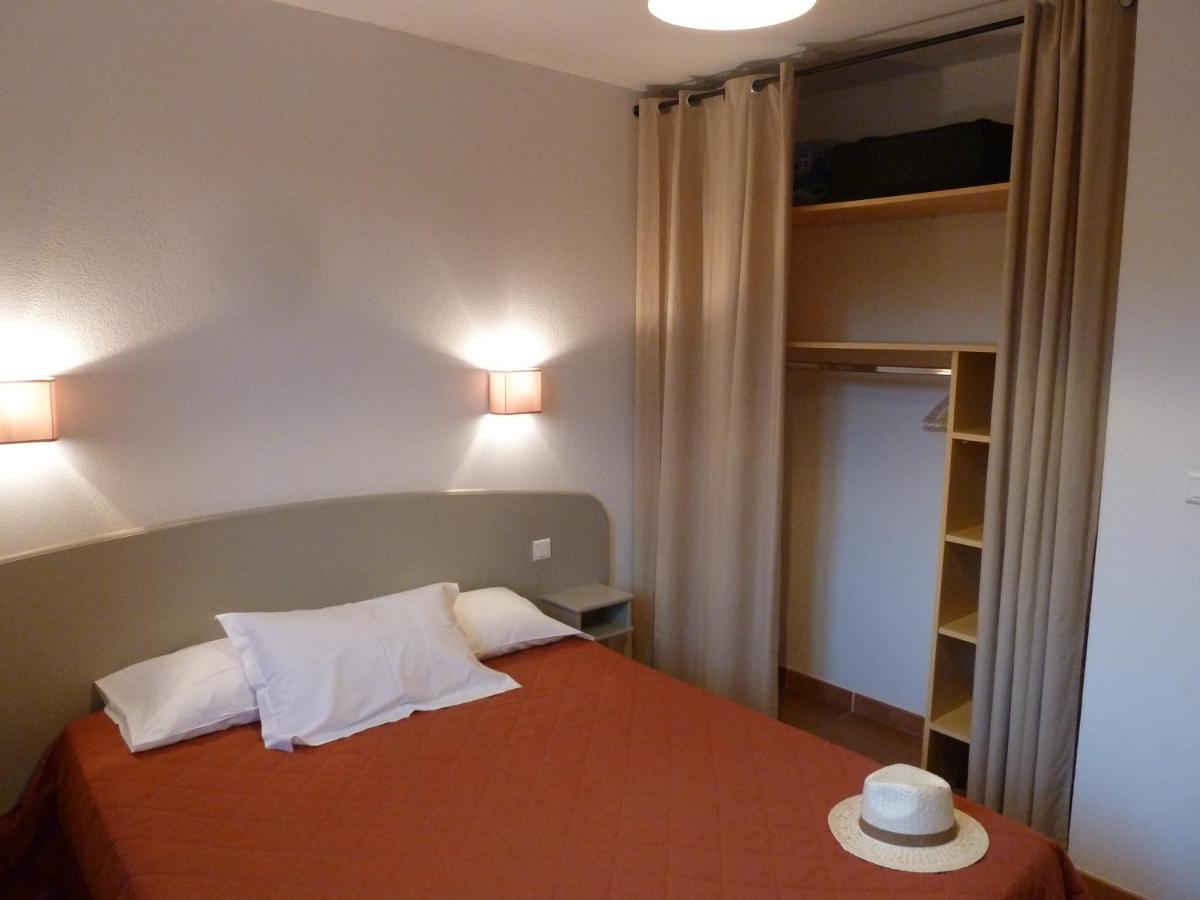 Two-Bedroom Apartment with Large Terrace - Photo 16