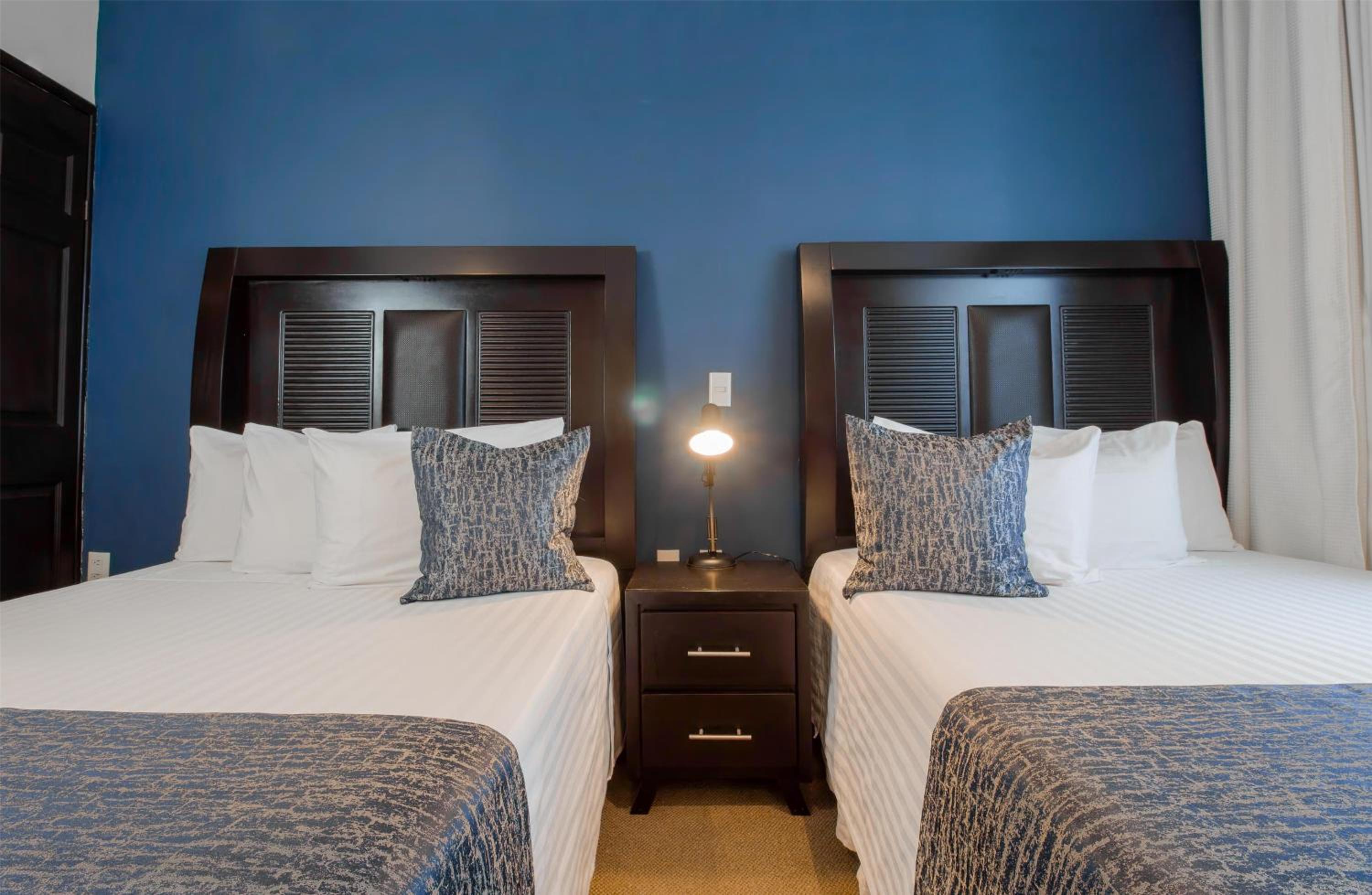 Double Room with Two Double Beds - Non-Smoking photo 1