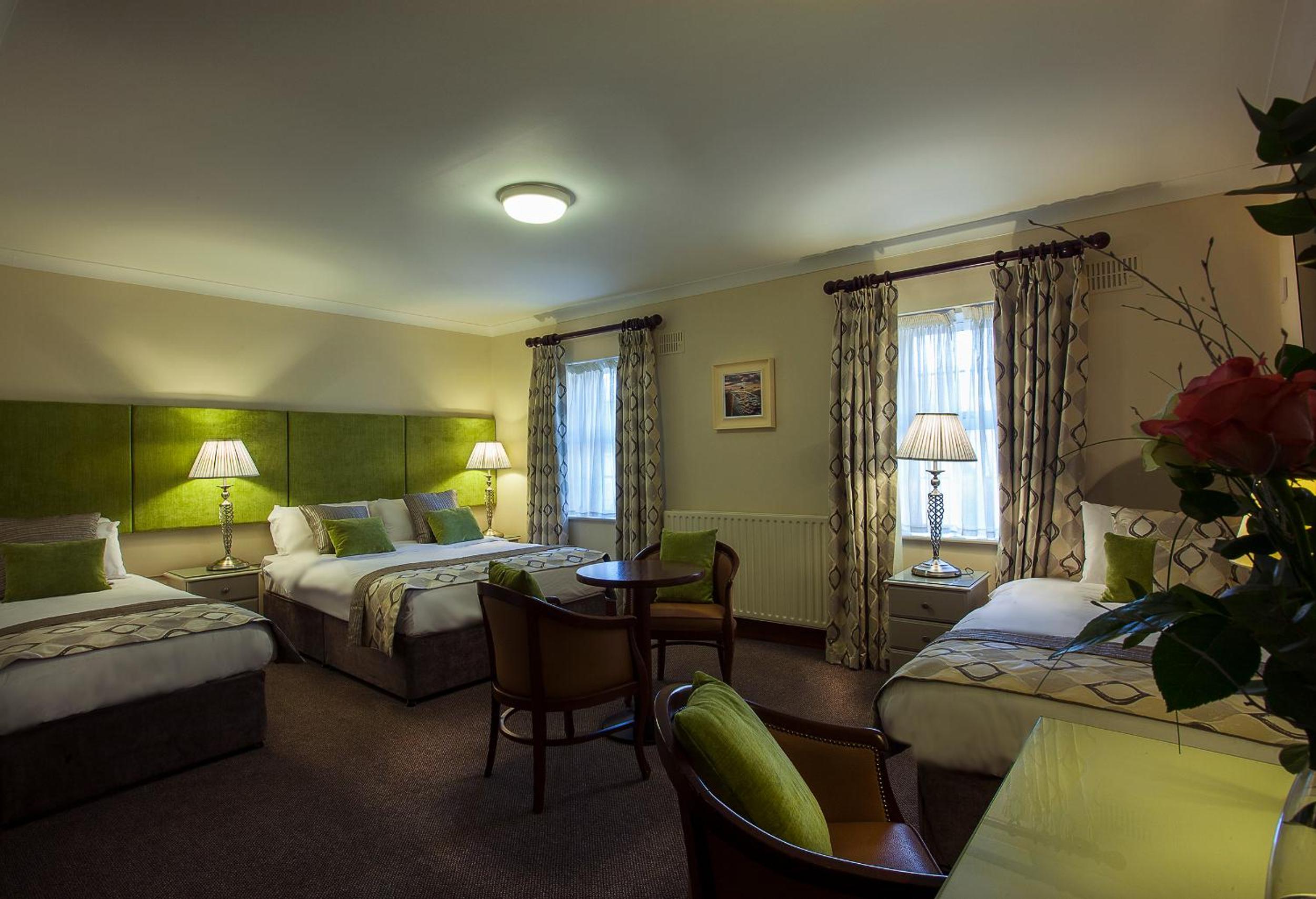 Deluxe Family Room - Photo 6