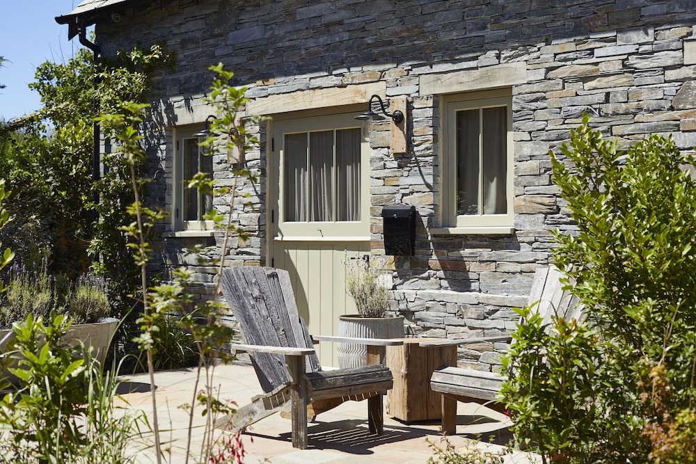 Comfy Luxe Terrace photo 2