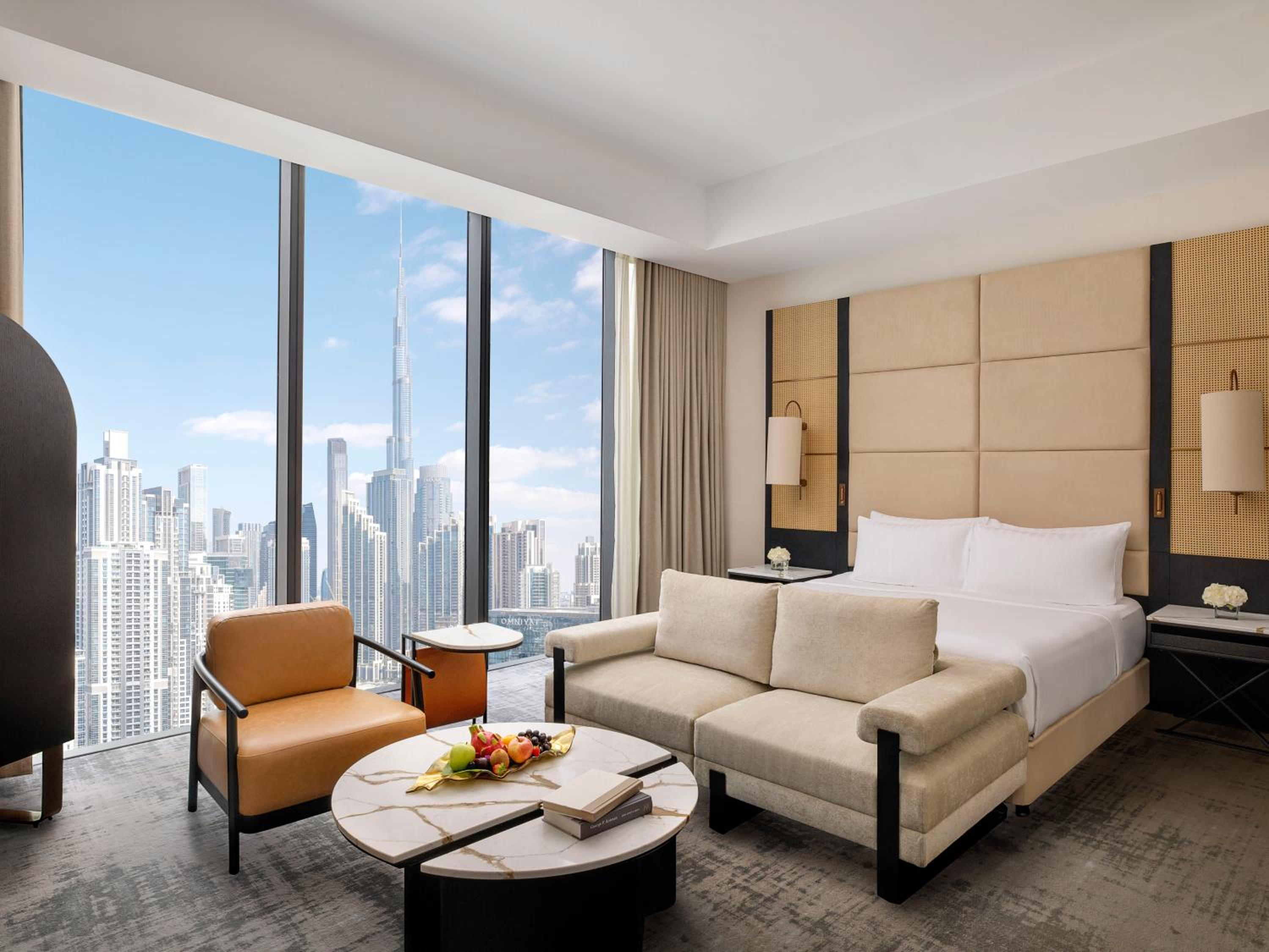 Luxury Burj Khalifa View Room