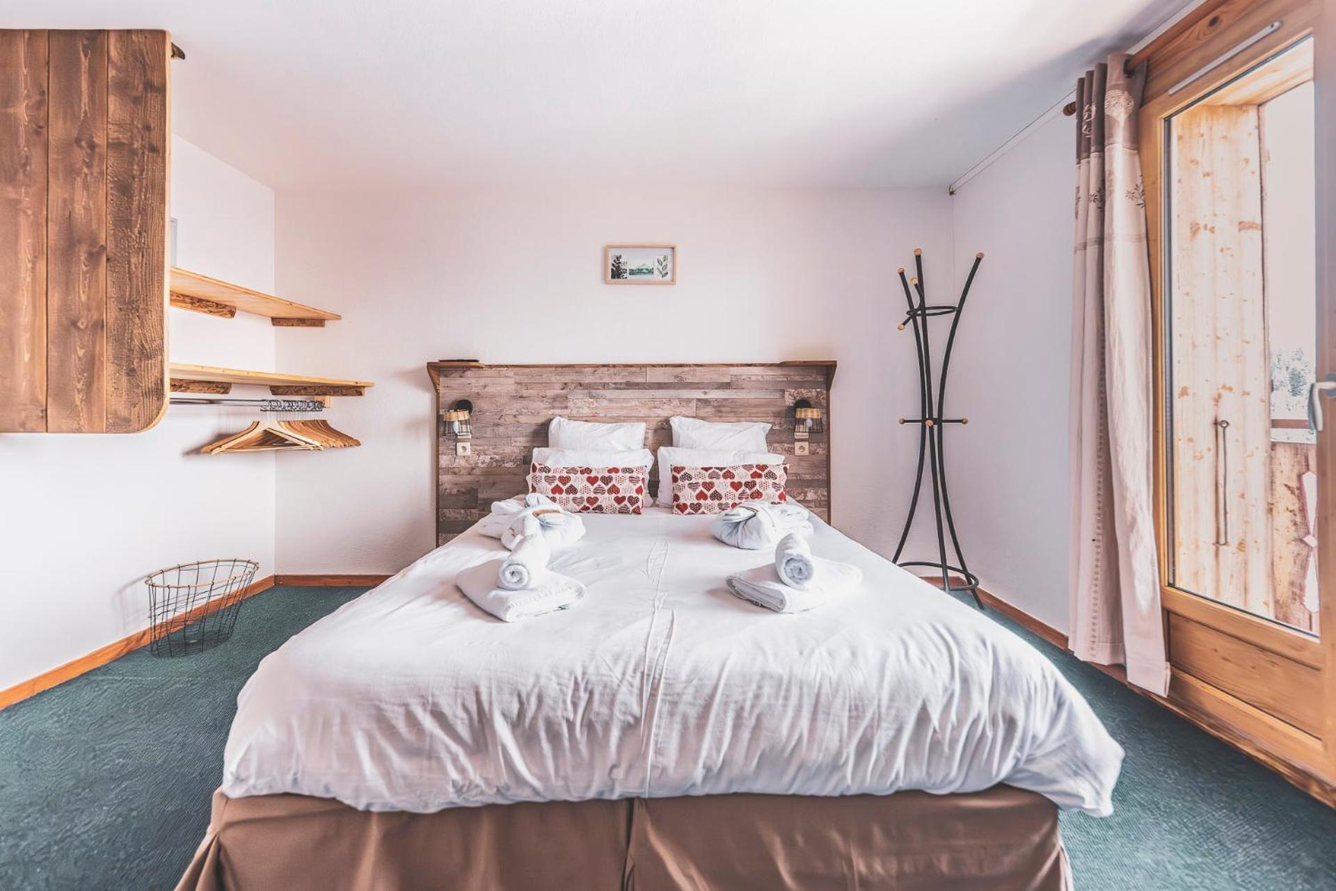 King Room with Balcony photo 1