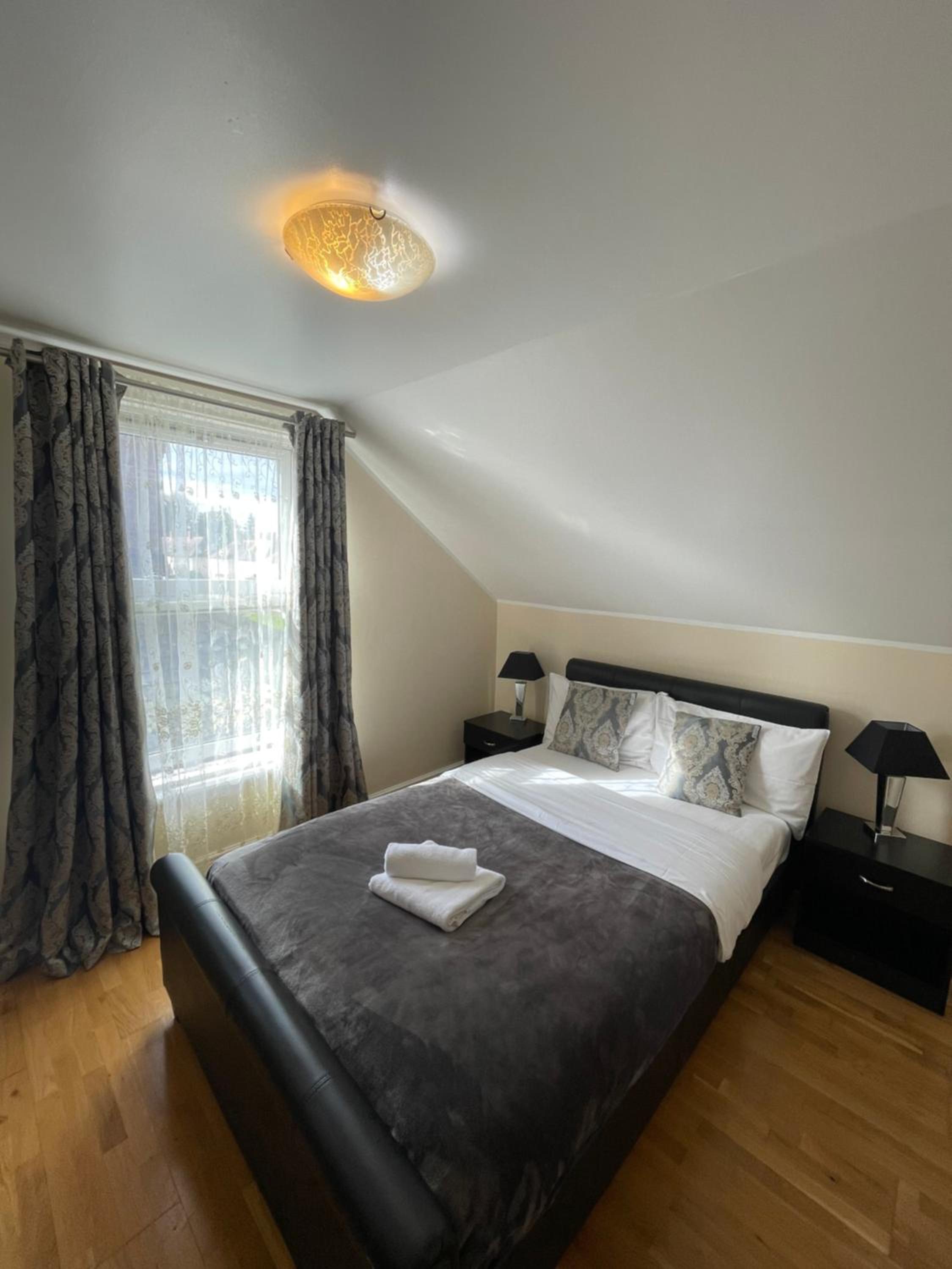 Budget Double Room photo 3