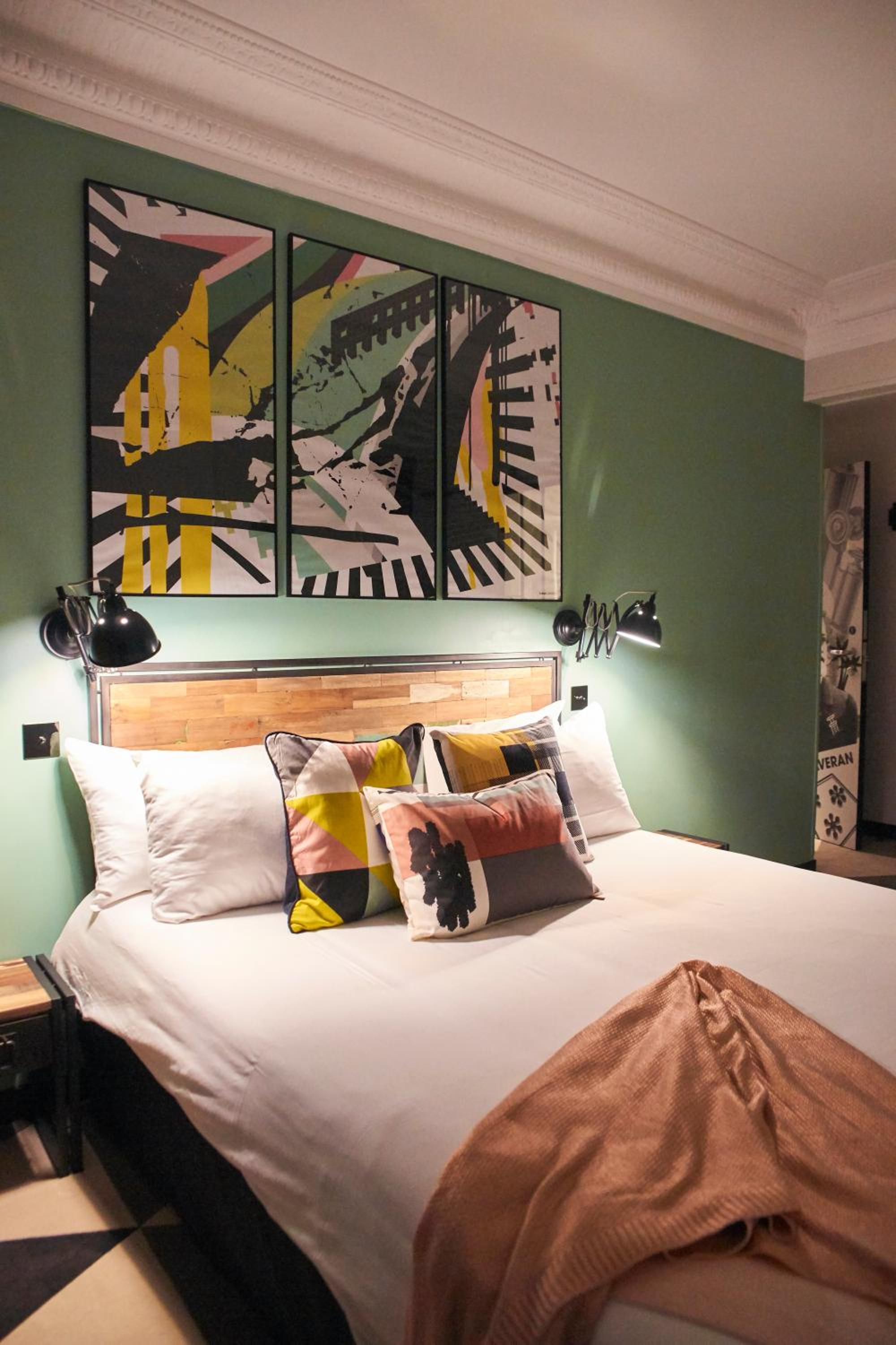 Superior  Room photo 2