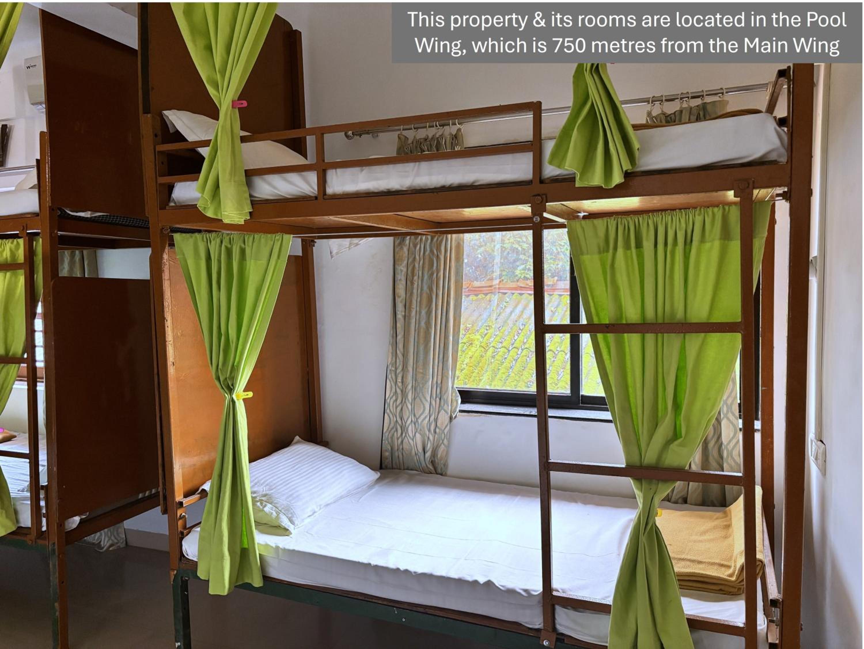 Bed in 8-Bed Mixed Dormitory Room