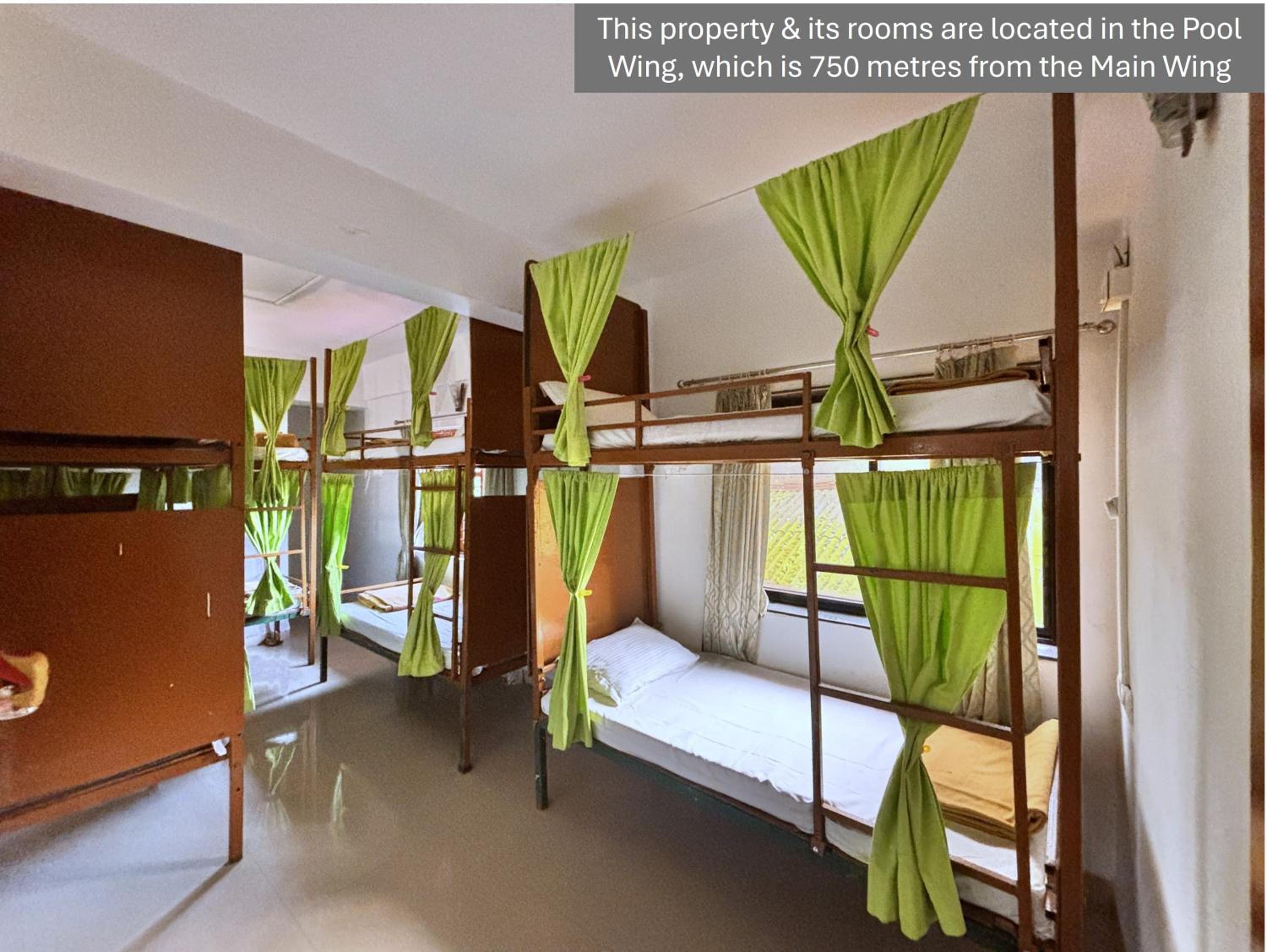 Bed in 8-Bed Mixed Dormitory Room photo 3