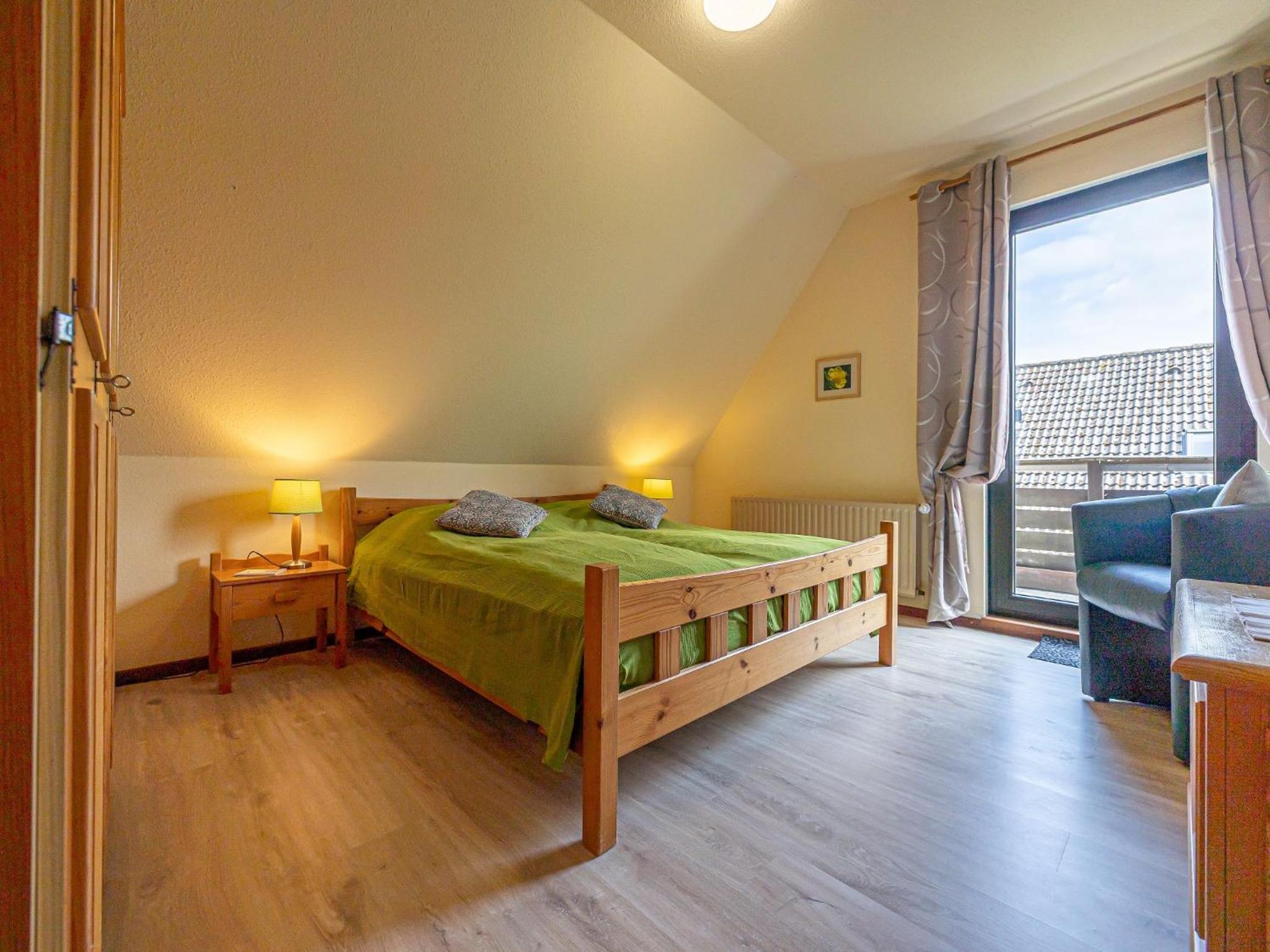 One-Bedroom Apartment with Balcony photo 3